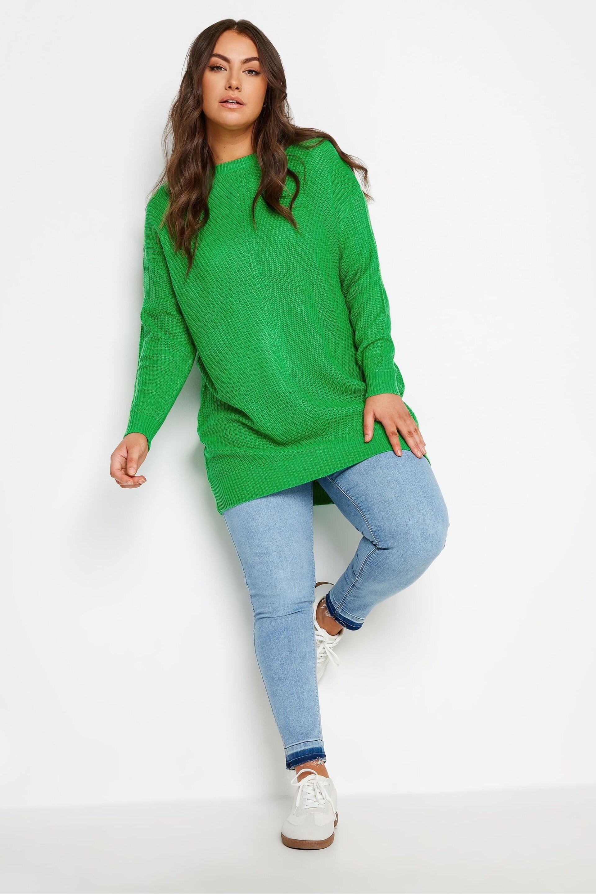 Yours Curve Green Essential Jumper - Image 2 of 4