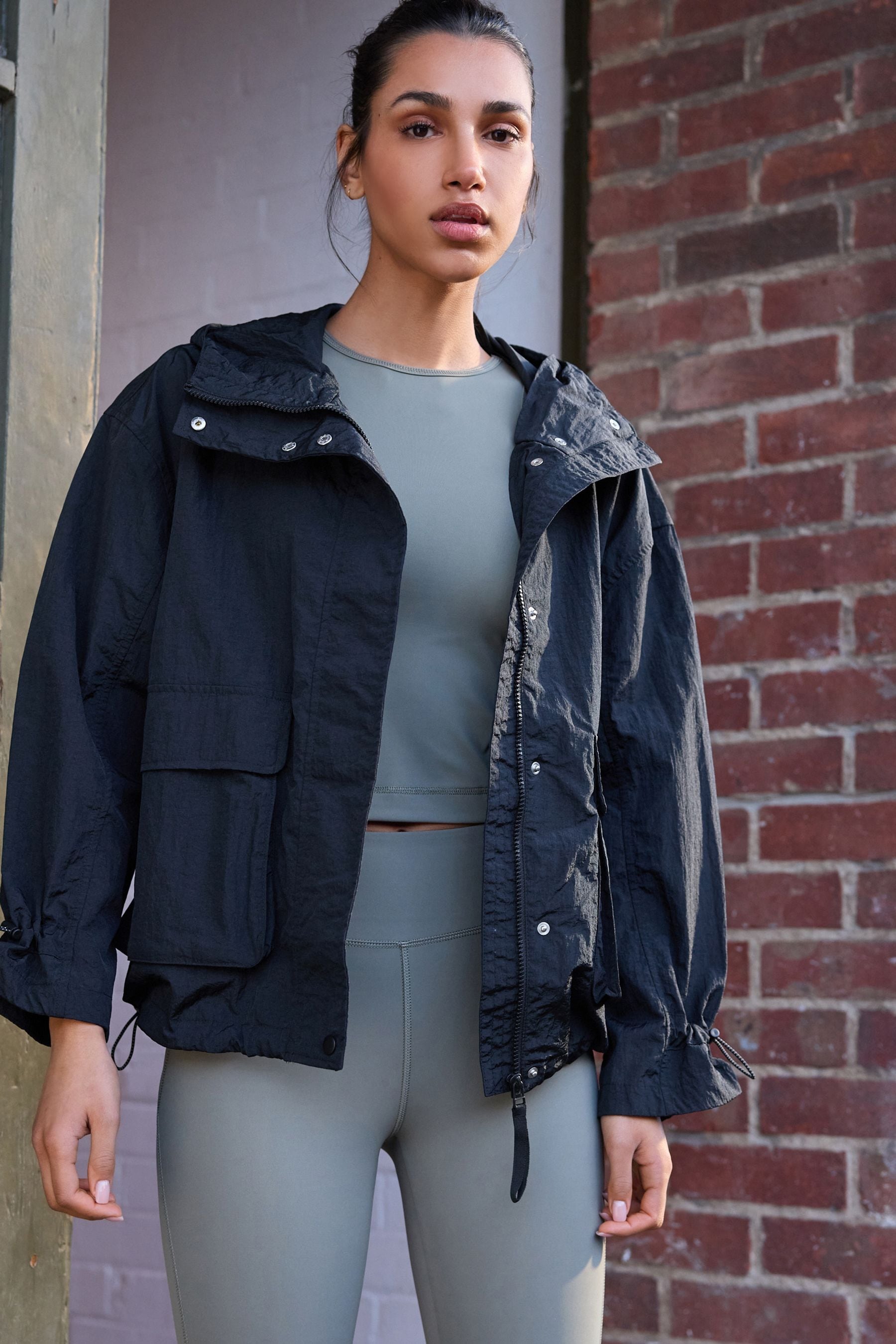 Rain resistant jacket online