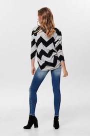 ONLY Grey Lightweight Knit Printed Jumper - Image 2 of 5