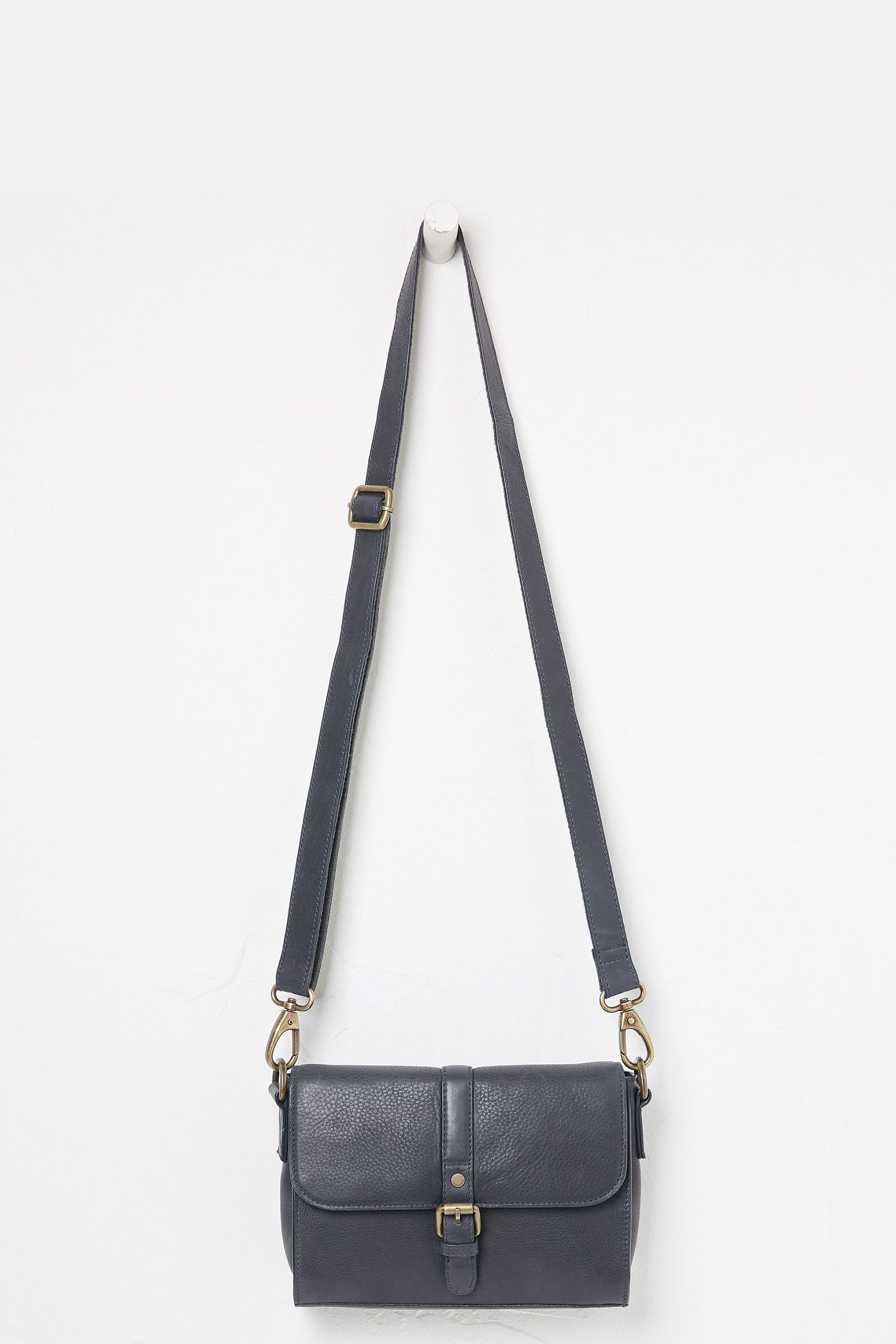 Fatface camilla satchel hotsell