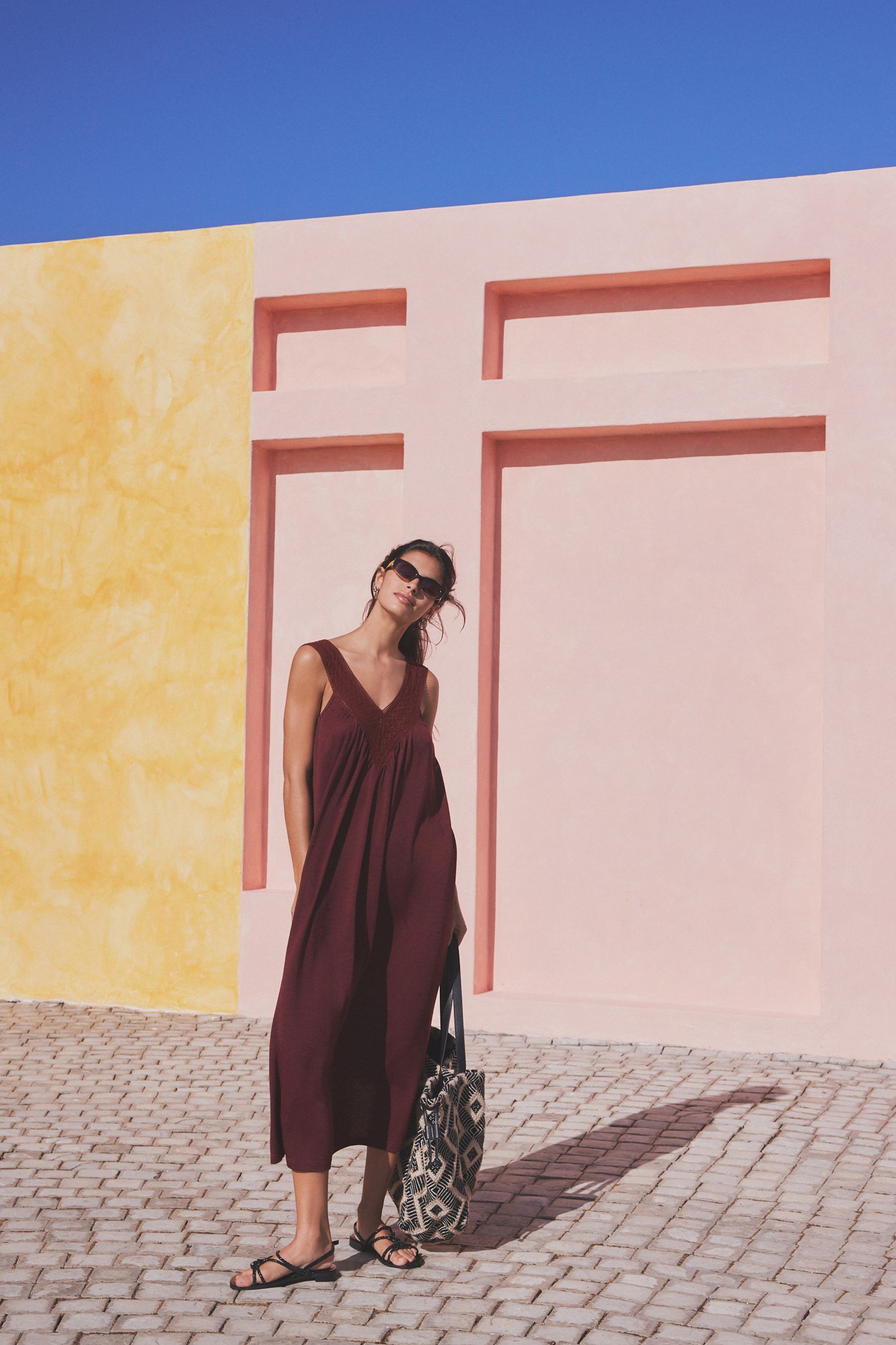 Buy Rouge baie Robe d ete en jersey detail crochet from Next Luxembourg
