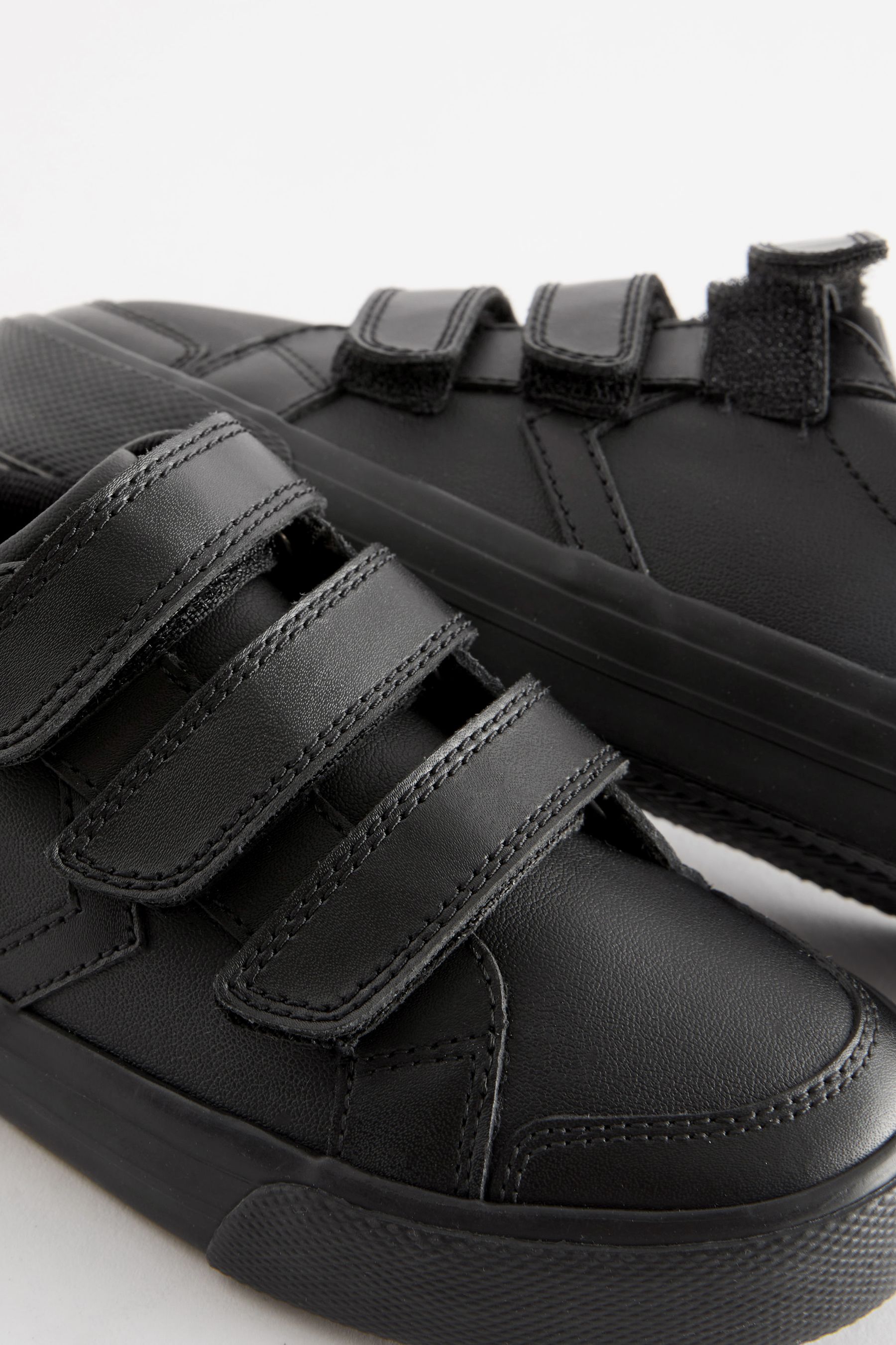 3 strap velcro shoes shop
