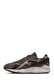 Nike Brown Huarache Runner Trainers - Image 5 of 12