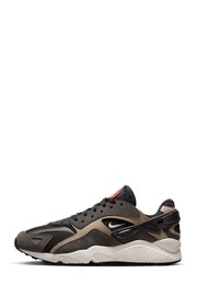 Nike Brown Huarache Runner Trainers - Image 7 of 12