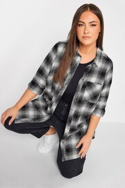 Yours Curve Black/White Check Brushed Boyfriend Shirt - Image 4 of 5