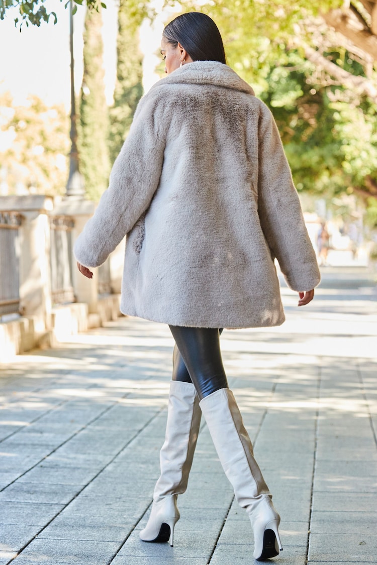 Sosandar Natural Faux Fur Coat - Image 2 of 5