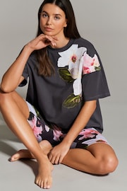 B By Ted Baker Cotton T-Shirt and Cycling Shorts Set - Image 4 of 12