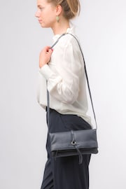 Pure Luxuries London Selene Nappa Leather Cross-Body Clutch Bag - Image 4 of 5