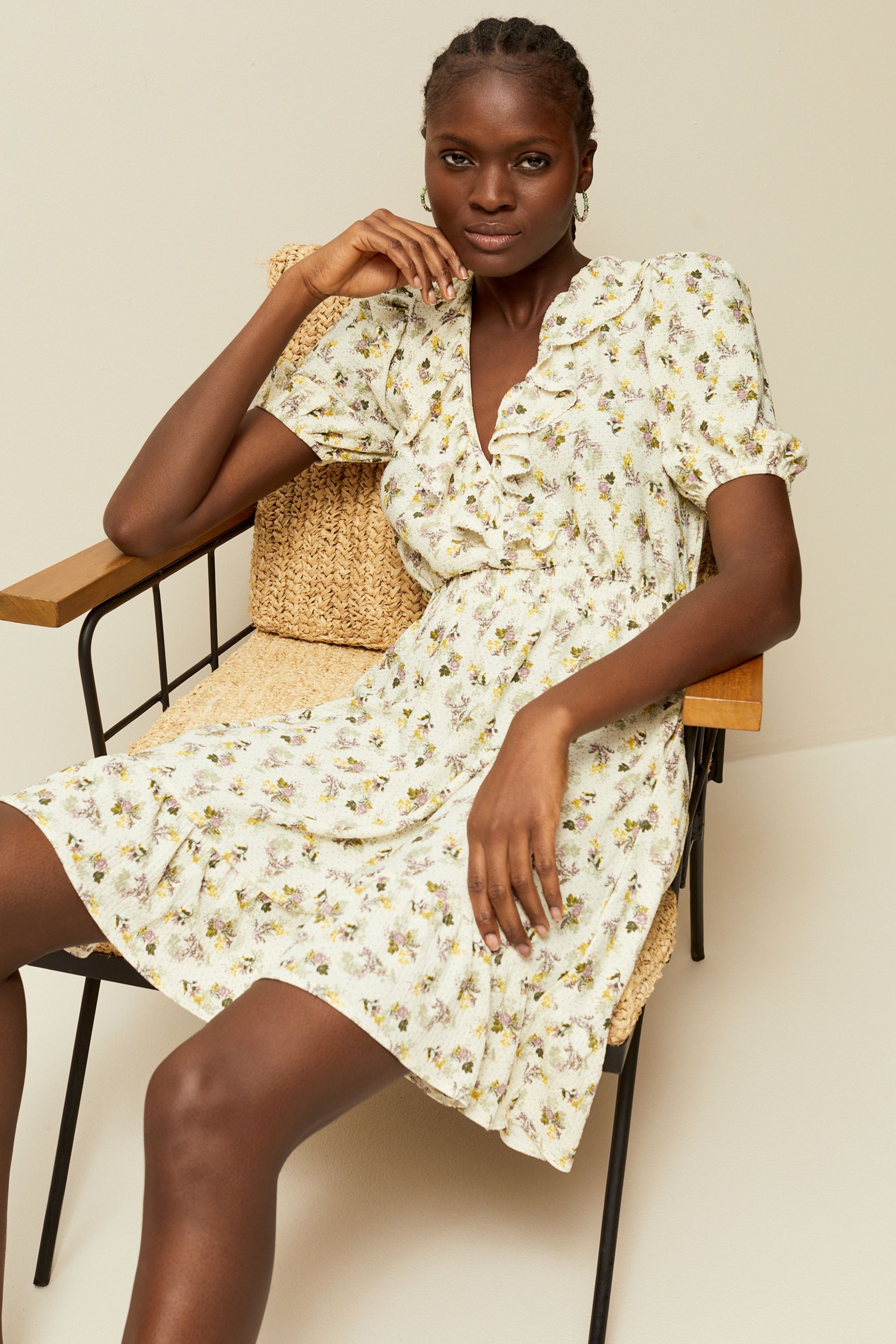 Floral dress with short sleeves new arrivals