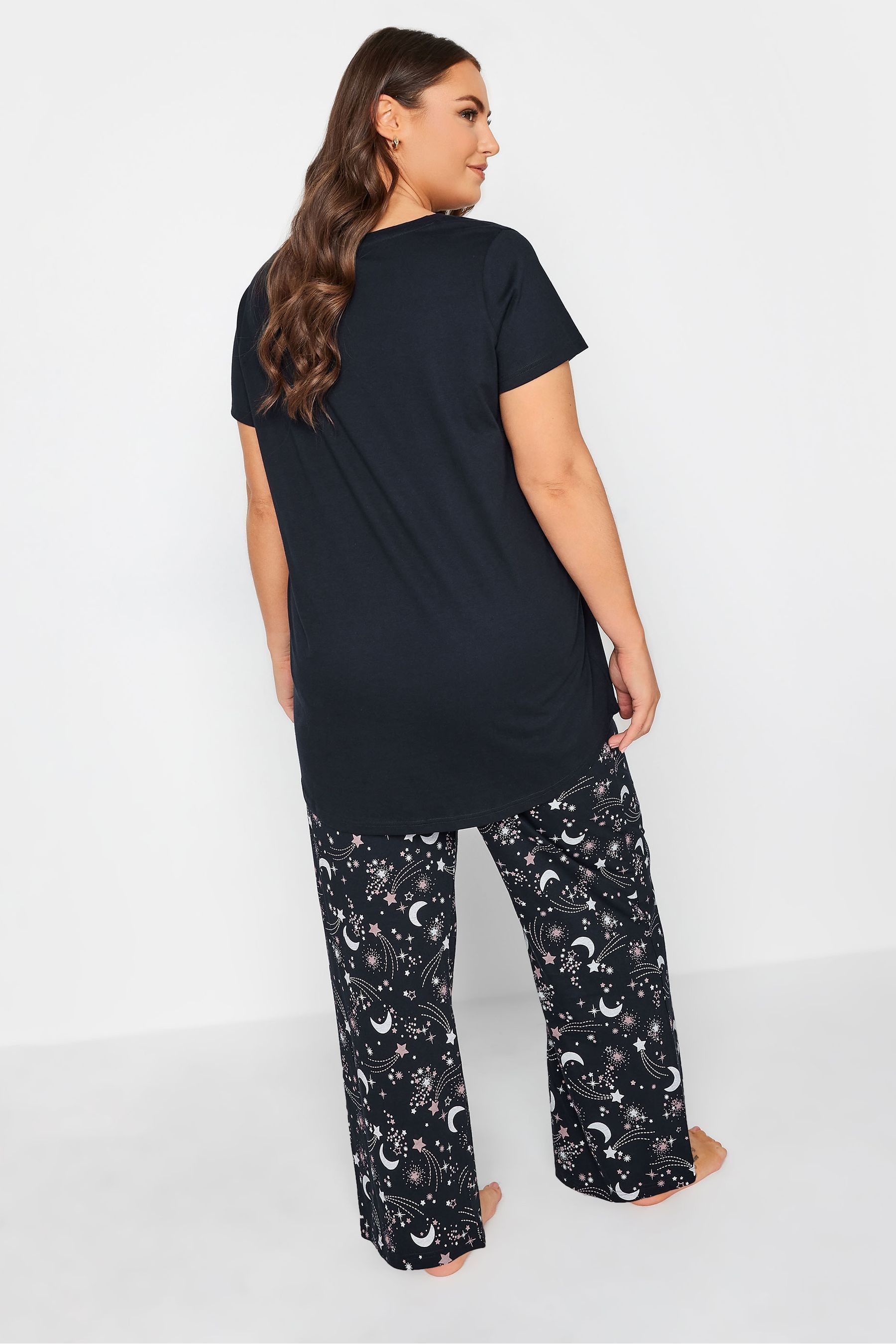 Tatty teddy dressing gown and pyjamas set top