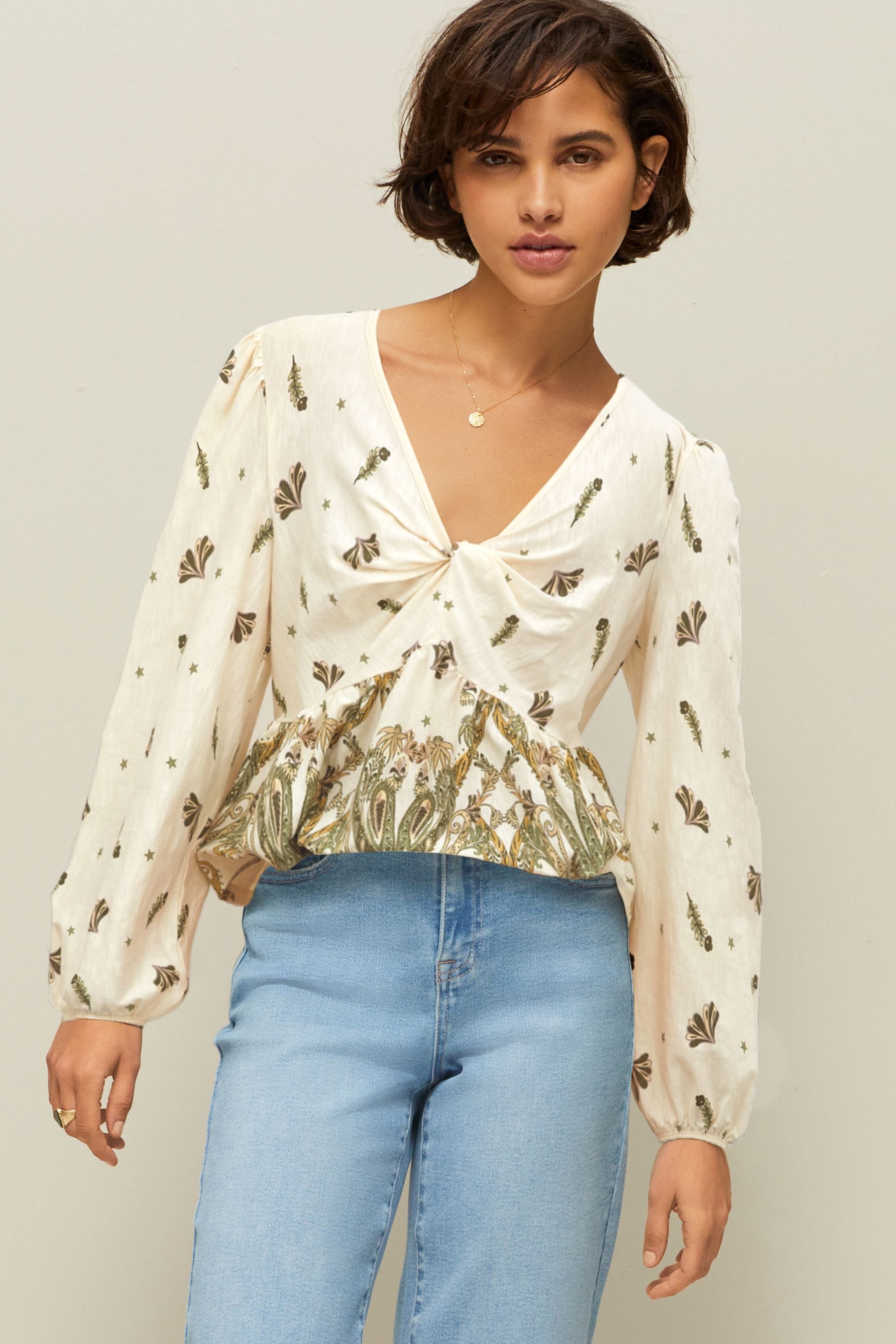 V neck twist front sweater 2025