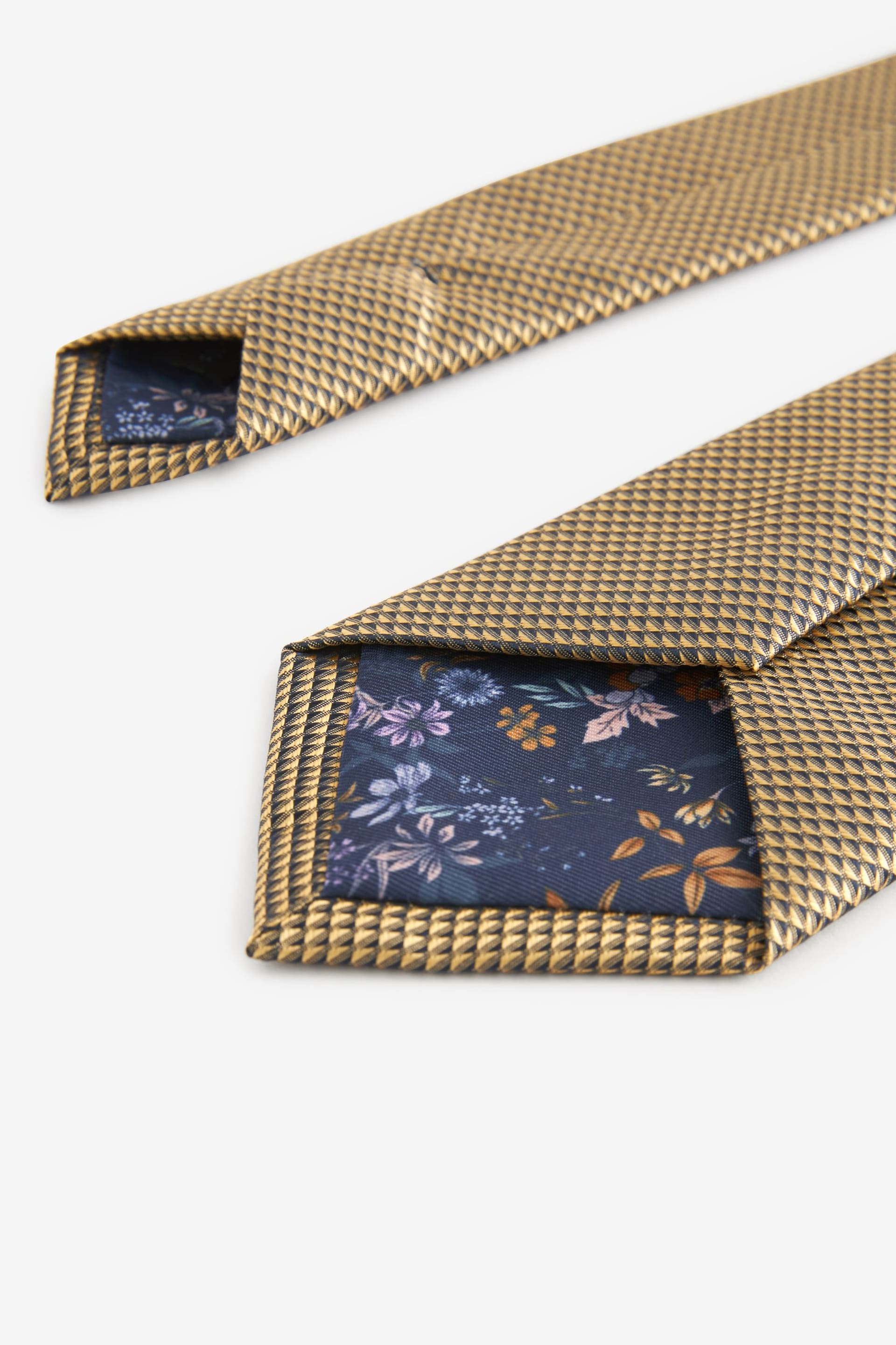 Yellow Gold Textured Tie - Image 3 of 3