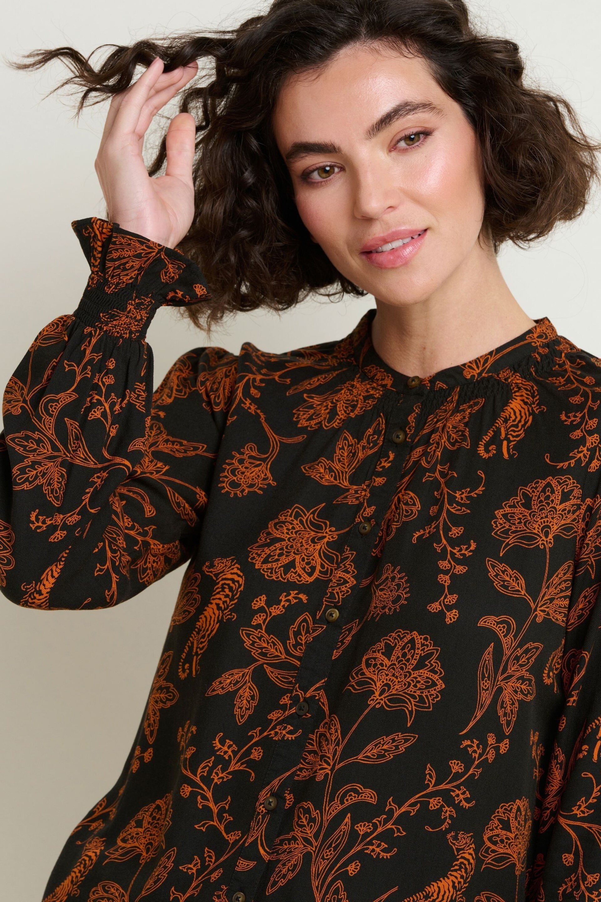 Brakeburn Natural Henna Trail Button Through Blouse - Image 4 of 4