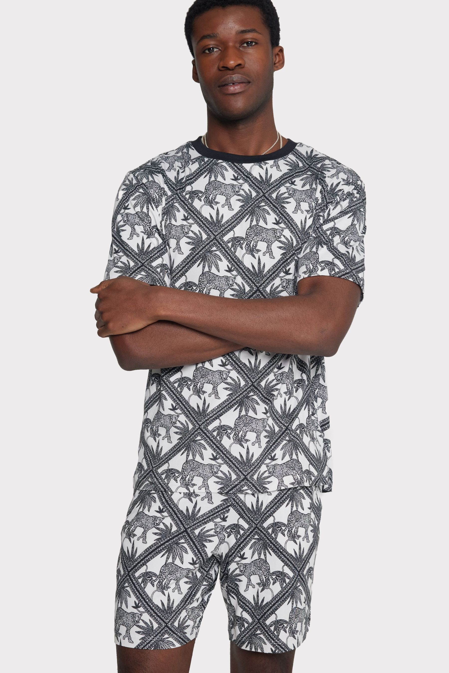 Grey short pyjama set 2025