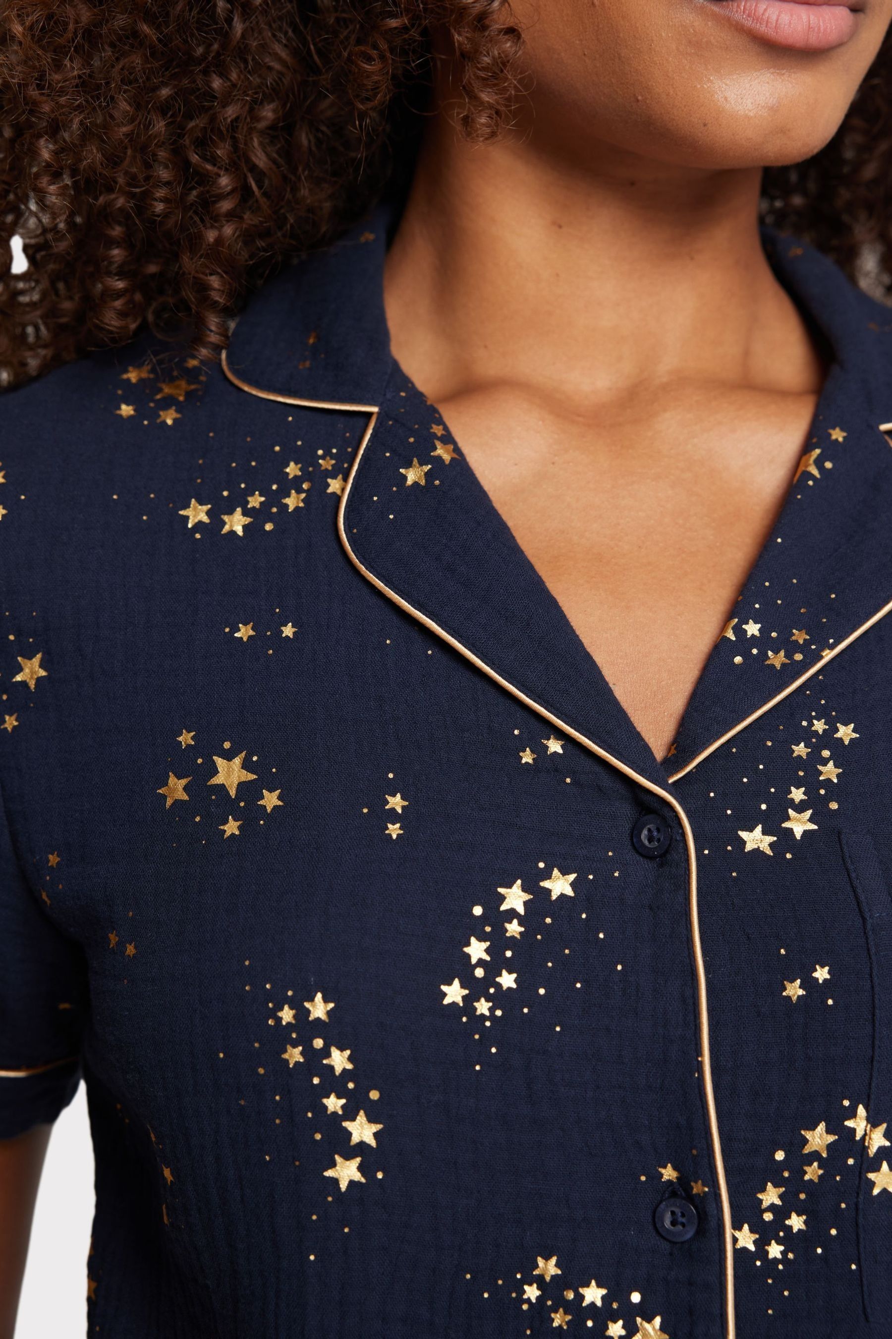 Chelsea peers foil pyjamas online