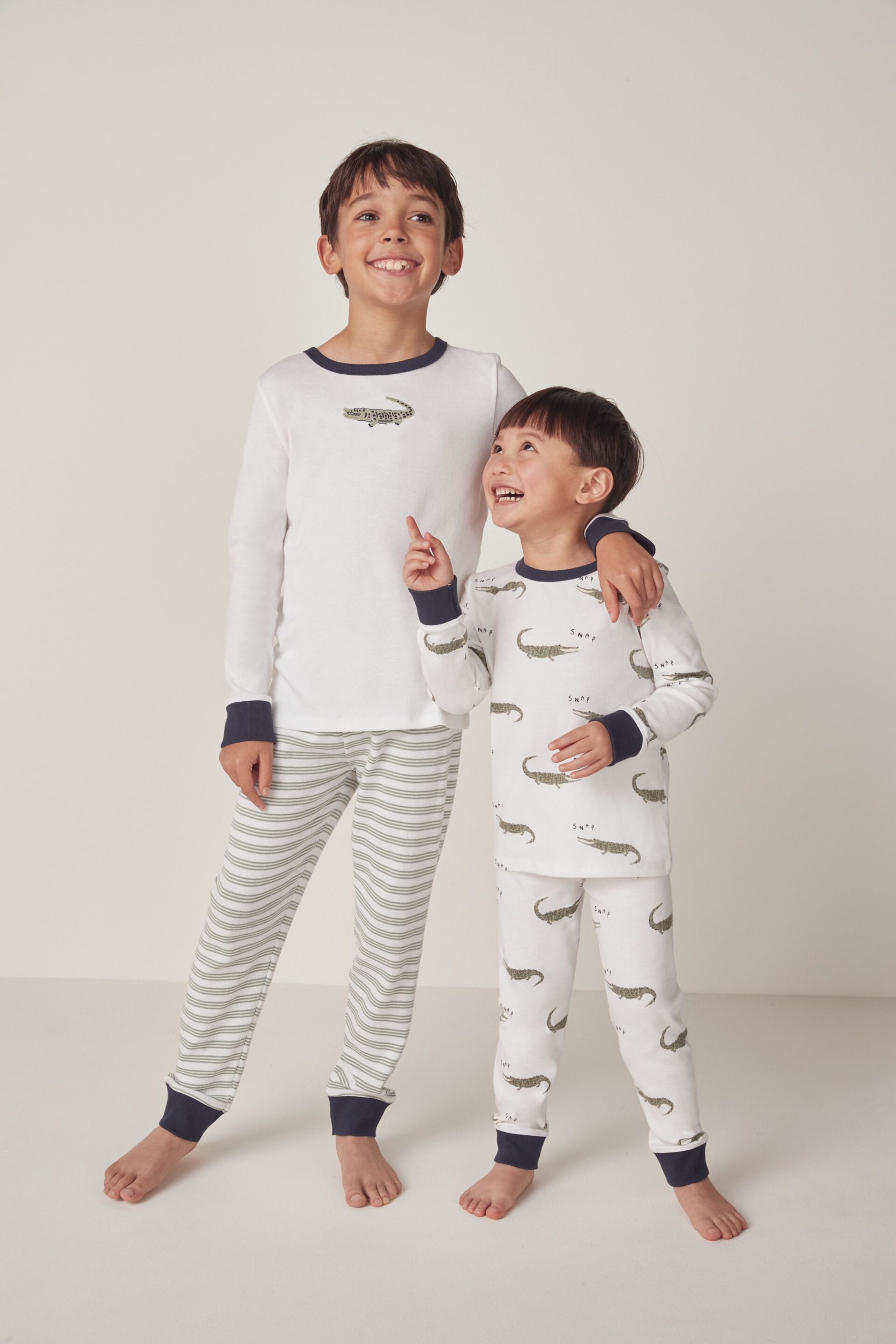 The White Company Cotton Crocodile And Stripe White Pyjamas 2 Set - Image 3 of 6