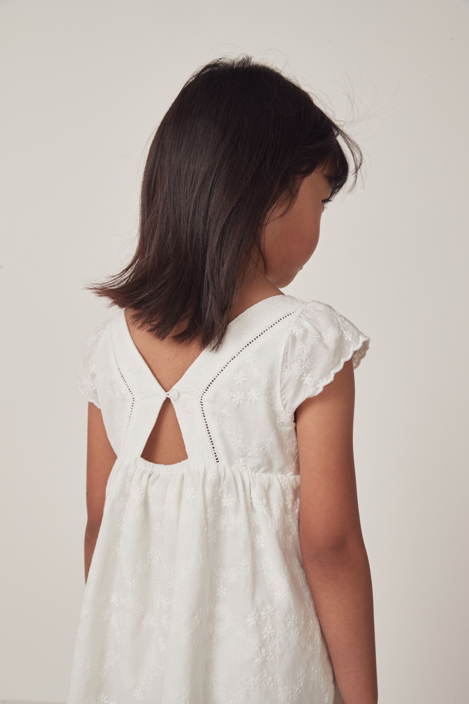 The White Company Cotton Broderie White Dress - Image 3 of 12