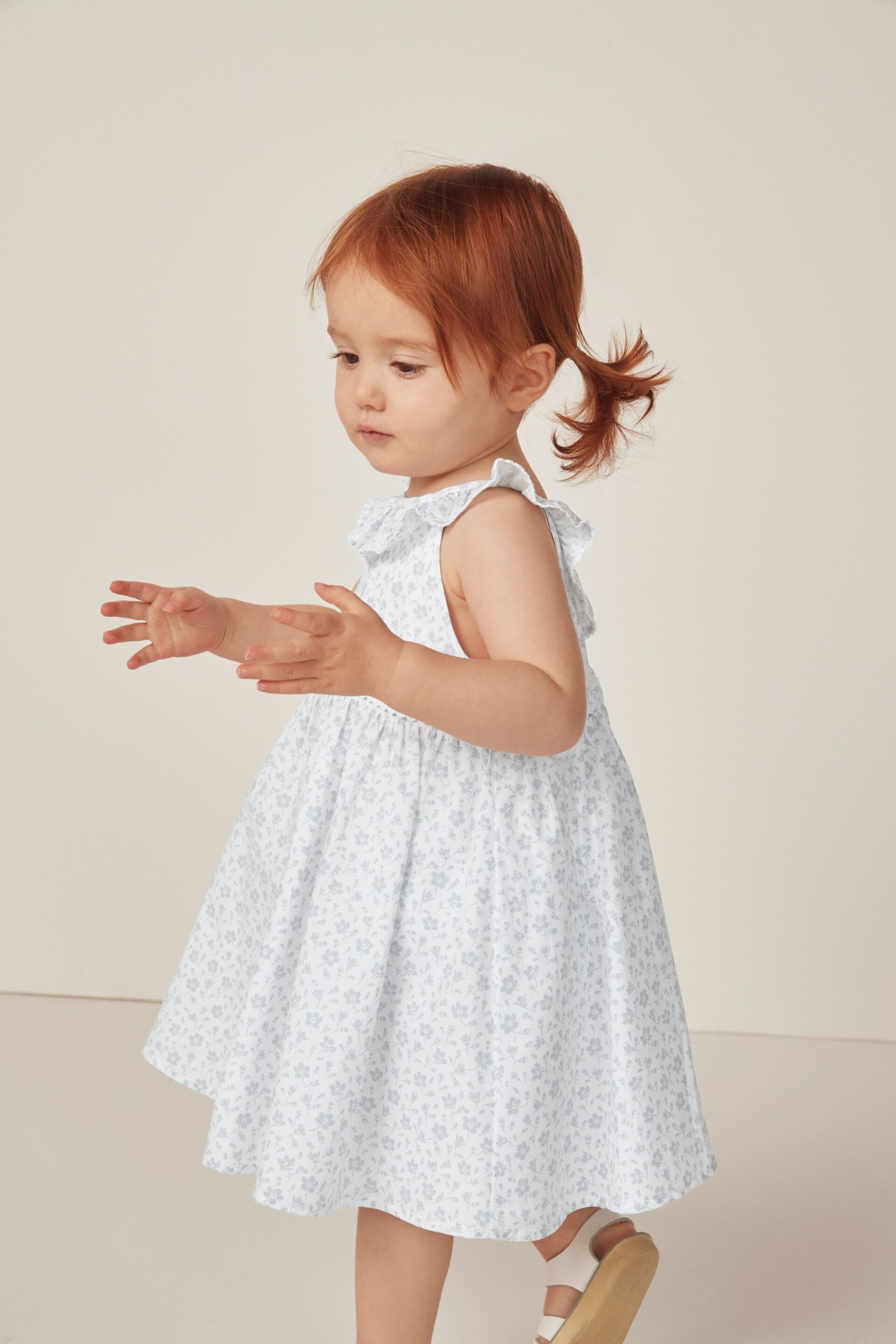 The White Company Blue Margot Floral Cotton Swing Dress - Image 7 of 12