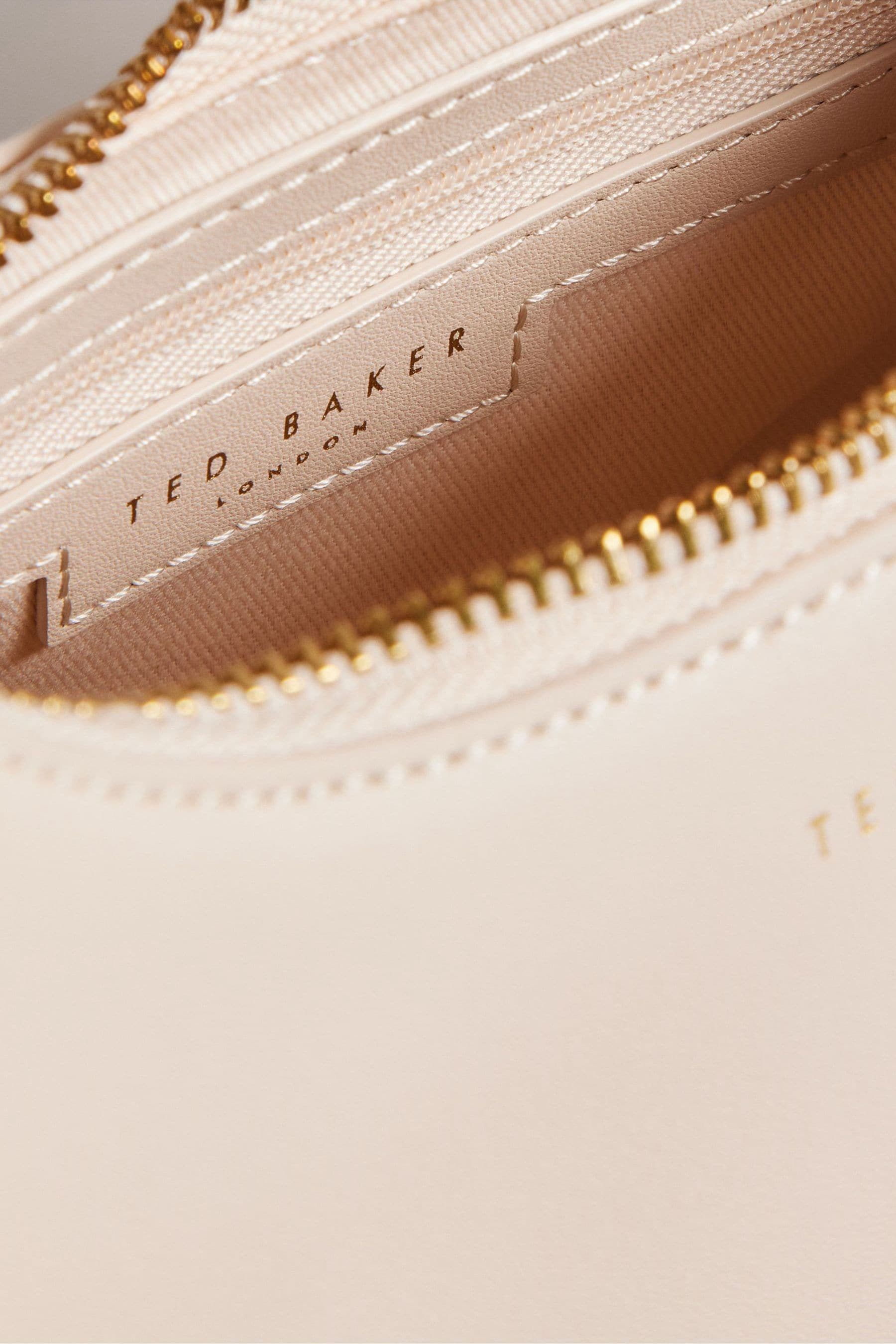 Ted baker bag quality hotsell