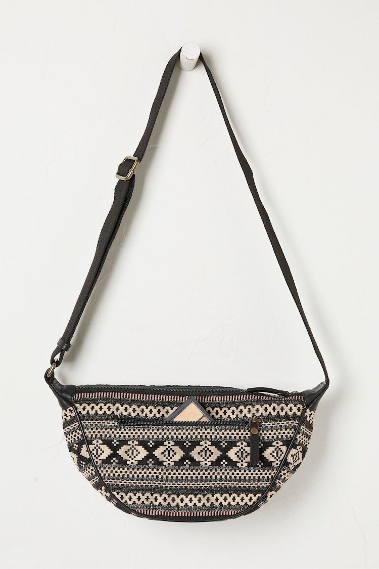 FatFace Jovie Black Sling Woven Bag - Image 2 of 2