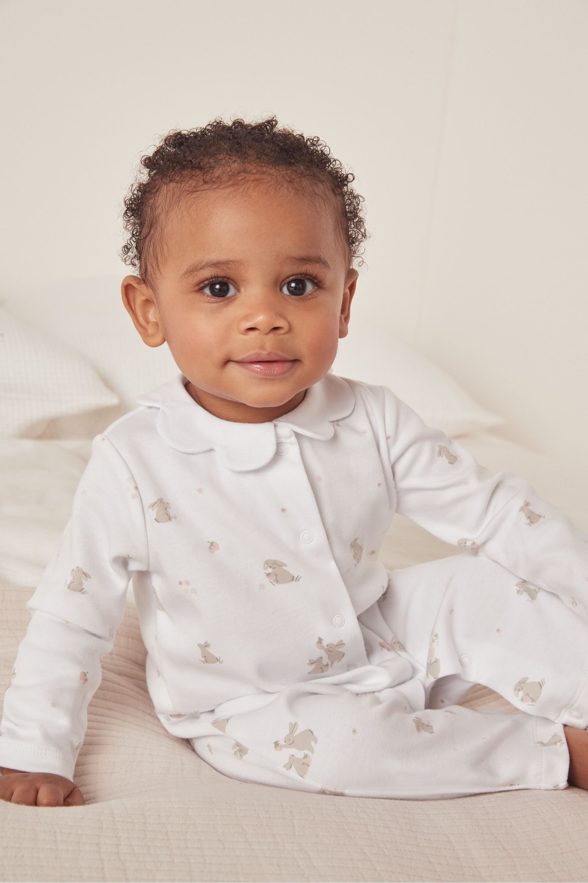 The White Company Organic Cotton Scallop Collar Hoppy Bunny White Sleepsuit - Image 1 of 4