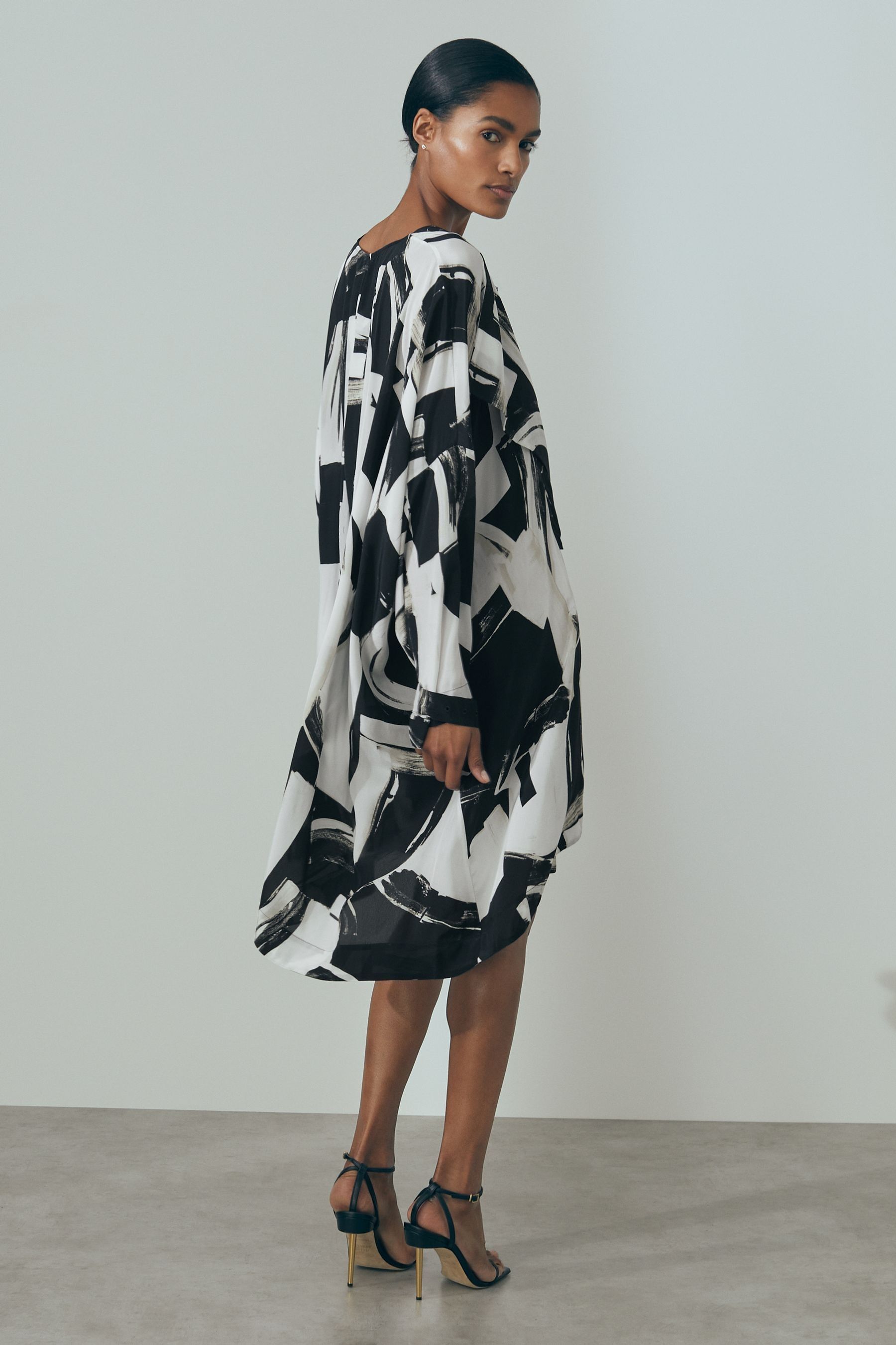 Boden lara pleat dress cheap