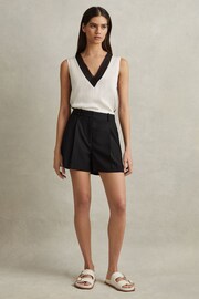 Reiss Black Karyn Tailored Wool Blend Contrast Trim Shorts - Image 1 of 7