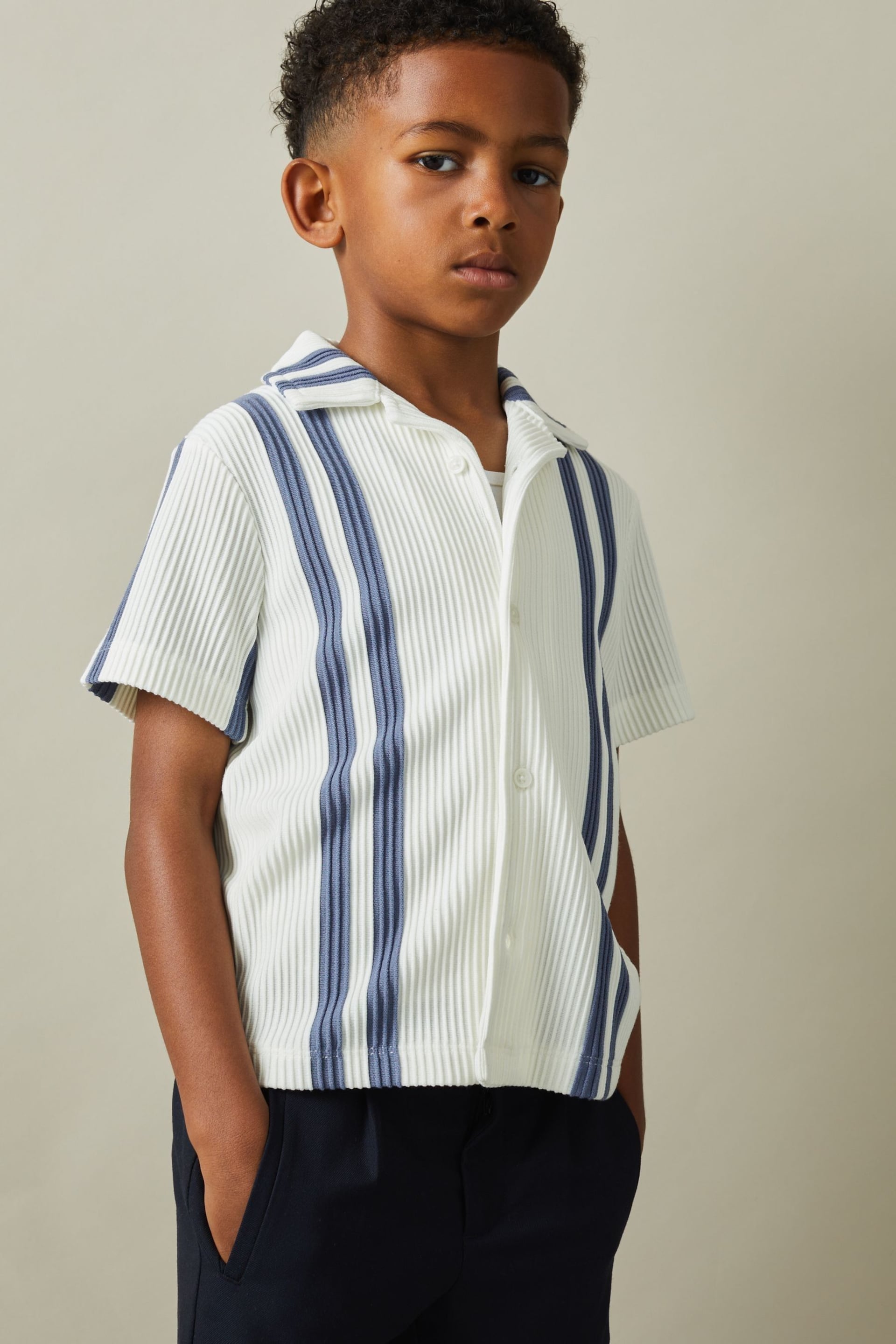 Reiss White/Airforce Blue Castle Ribbed Striped Cuban Collar Shirt - Image 3 of 6
