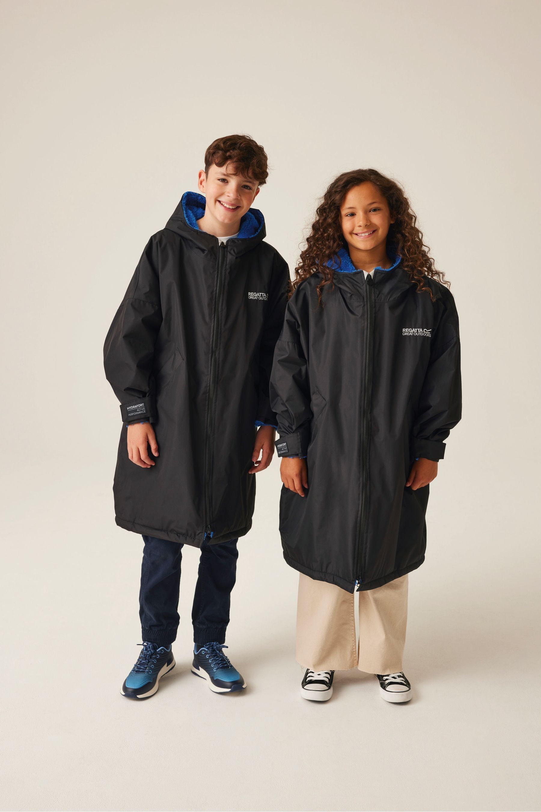 Buy Regatta Black Junior Waterproof Fleece Lined Changing Robe from Next Luxembourg