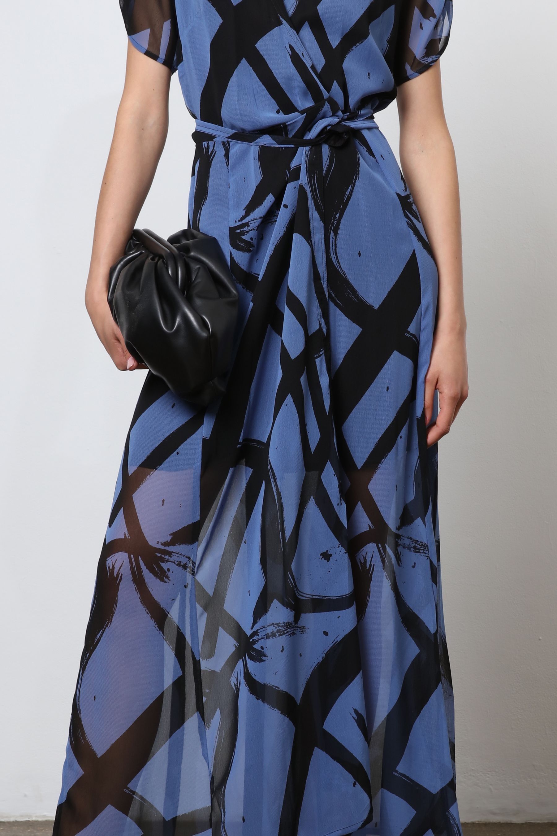 Wrap dress 2019 discount