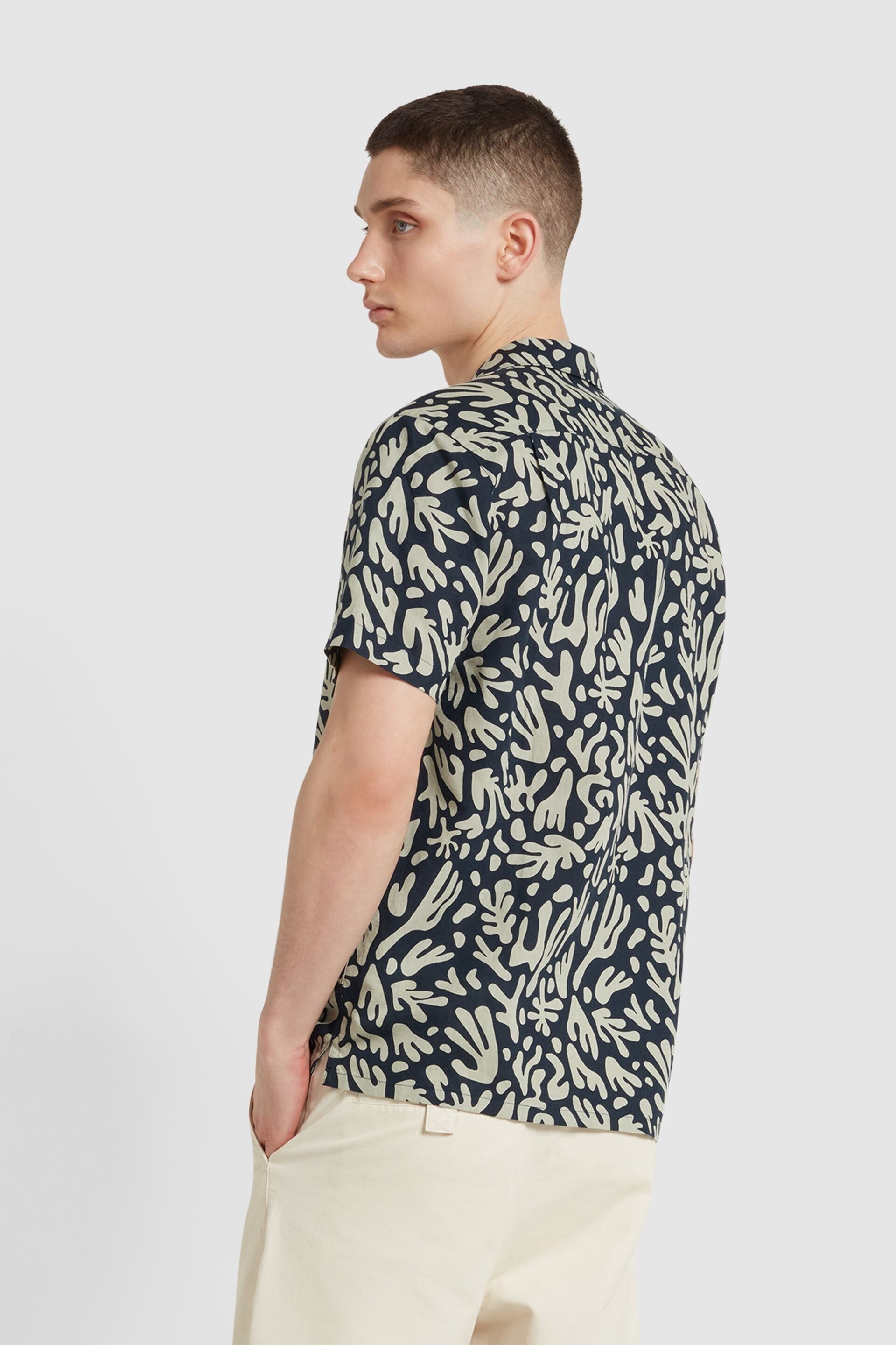 Farah Blue Saunders Reef Print Short Sleeve Shirt - Image 3 of 4