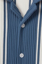 Reiss Airforce Blue/White Alton Senior Ribbed Cuban Collar Shirt - Image 4 of 4