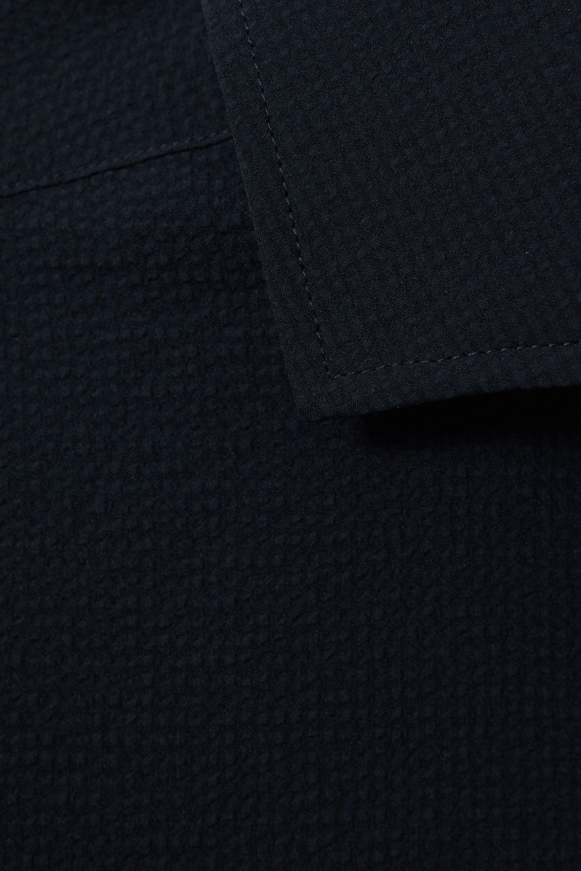 Reiss Navy Spring Textured Cutaway Collar Shirt - Image 6 of 6