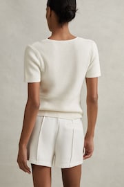 Reiss Ivory Rosie Cotton Blend Knitted V-Neck Top - Image 4 of 6