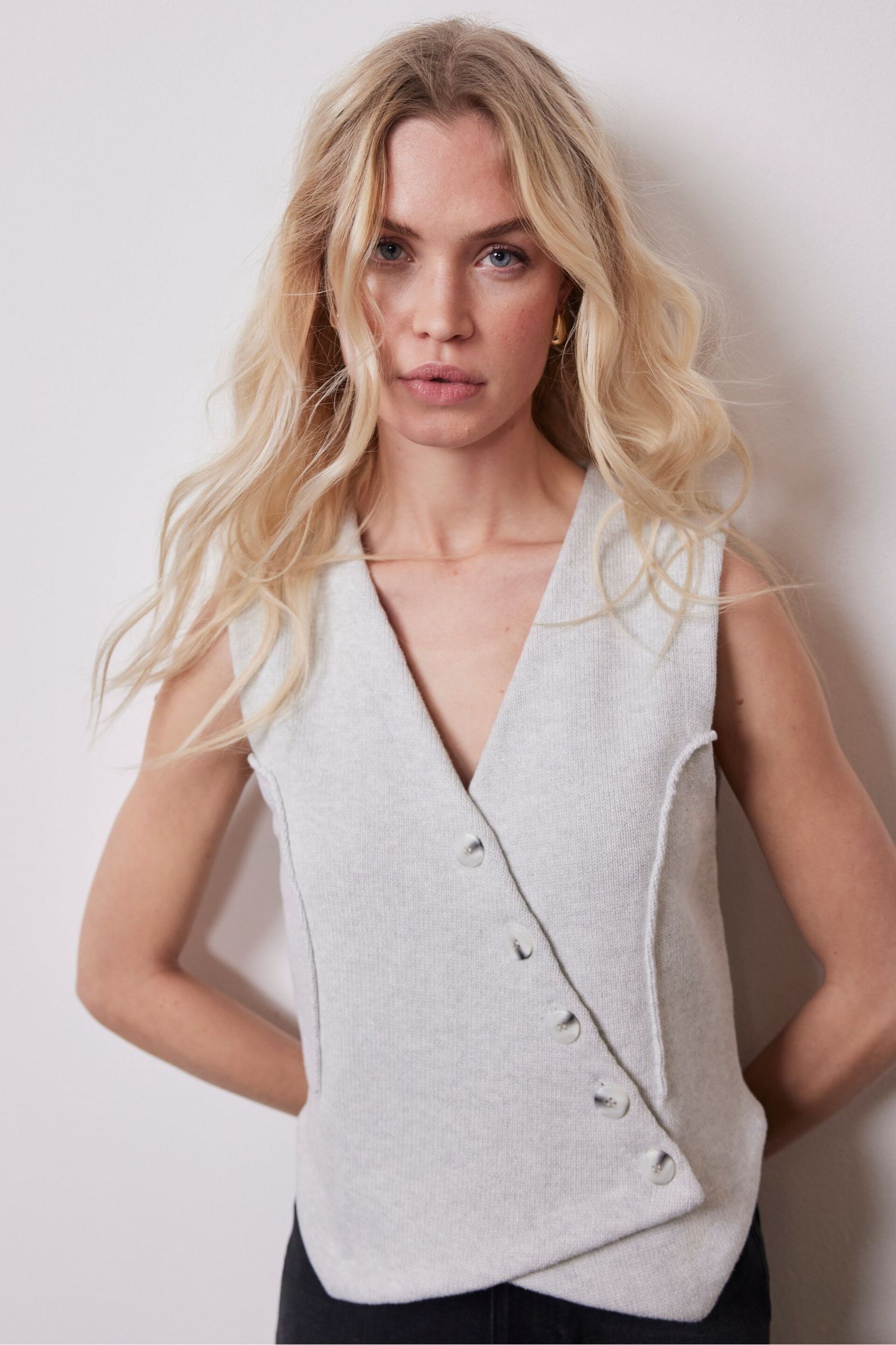 Mint Velvet Grey Knitted Waistcoat - Image 2 of 4