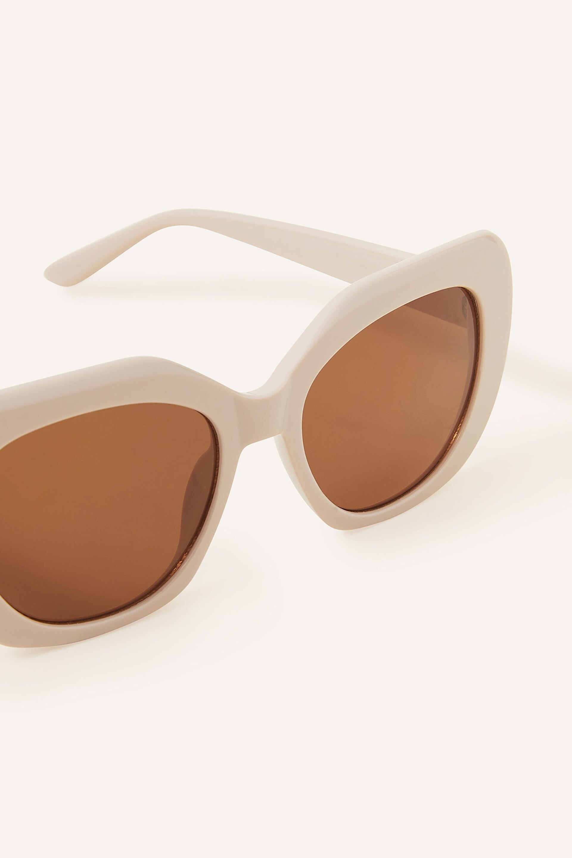 Accessorize Cream Oversized Soft Cateye Sunglasses - Image 2 of 3