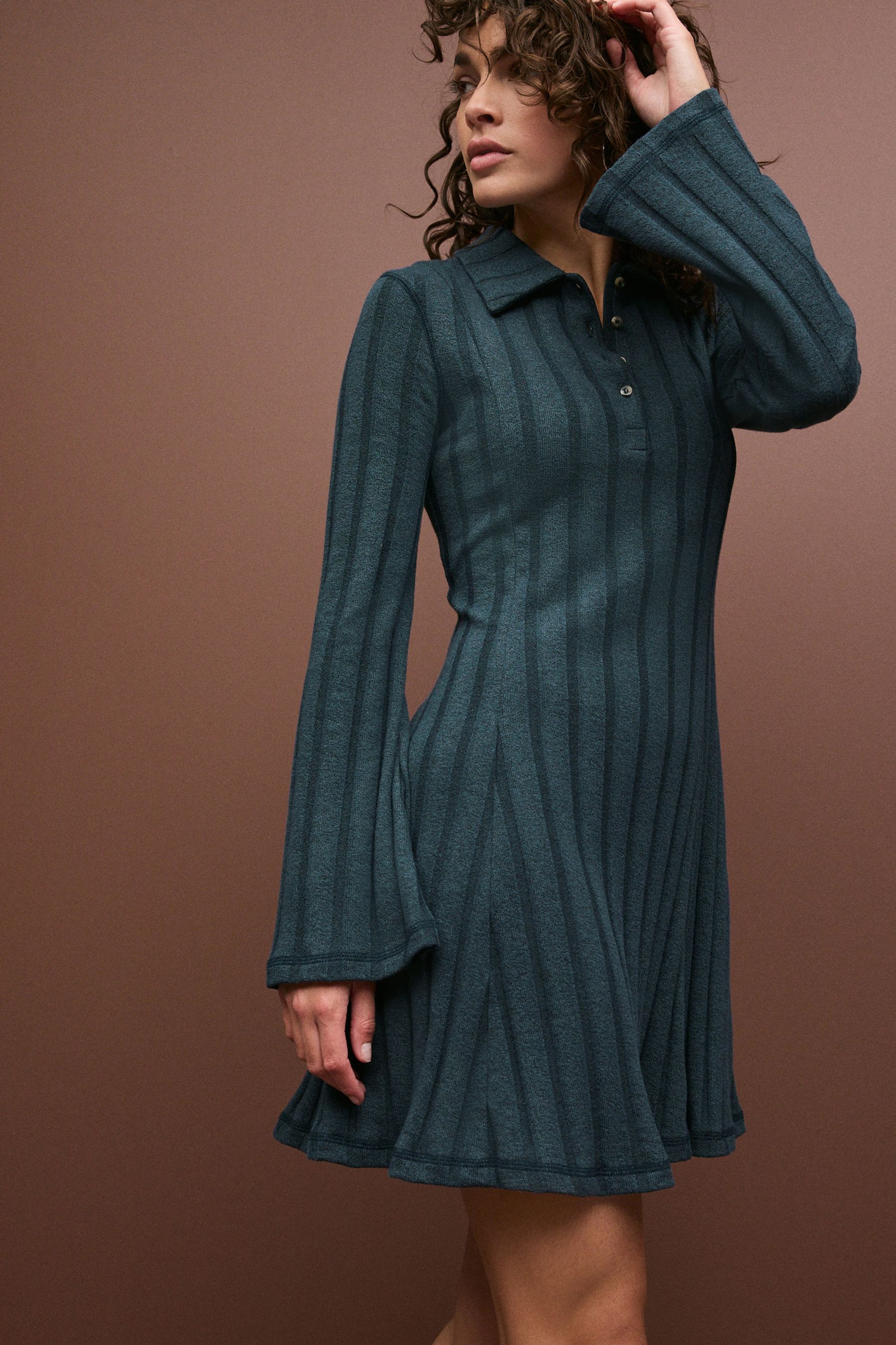 Long sleeve dress with collar top