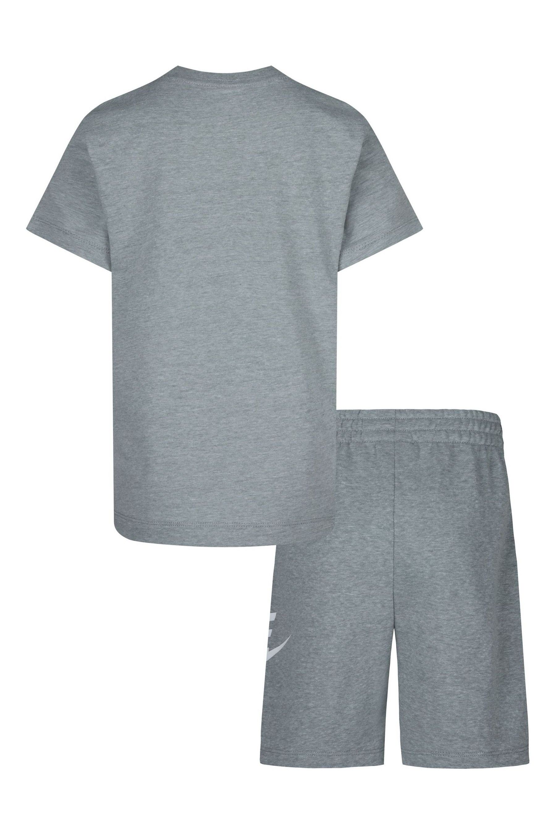 Infant nike short set store
