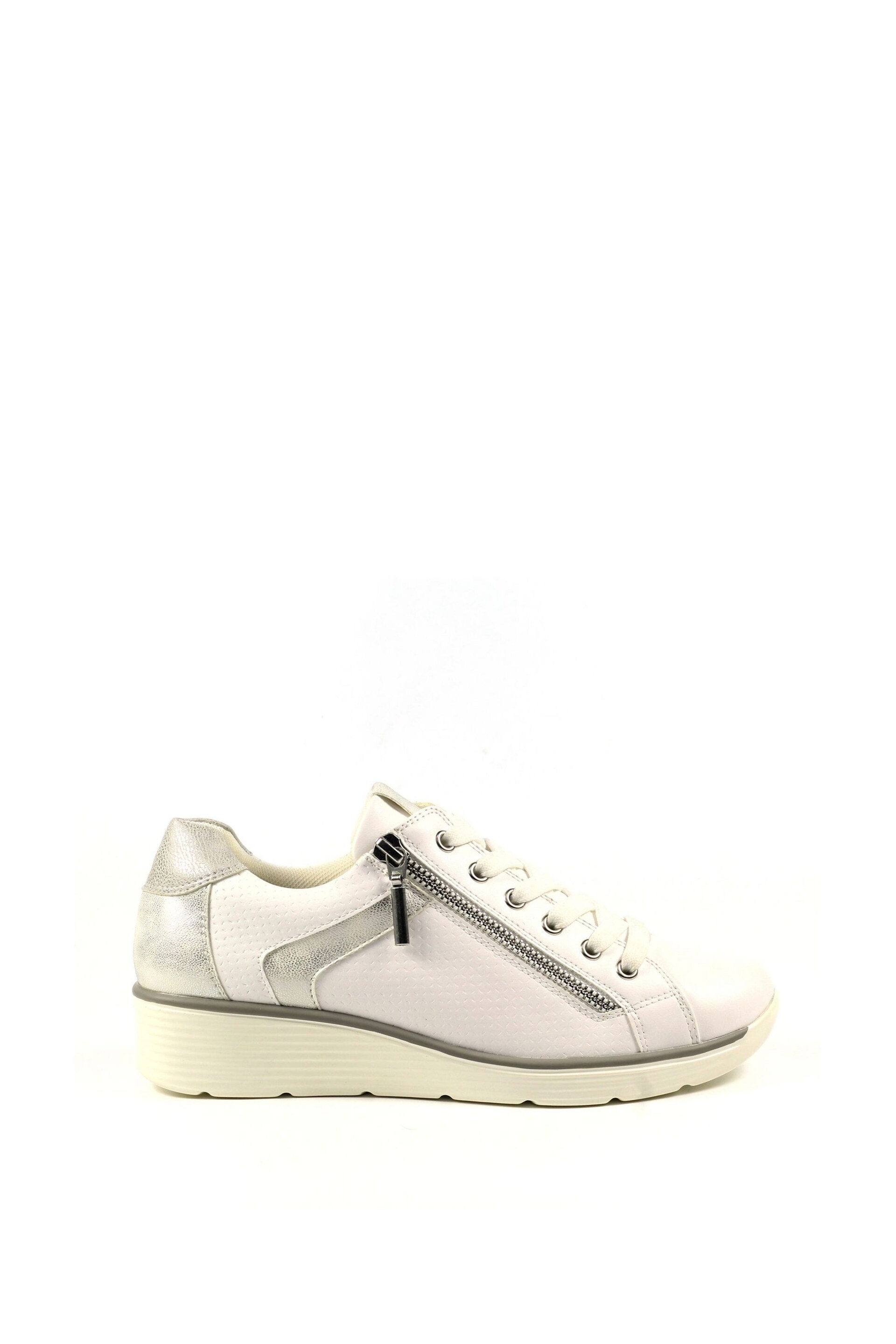 Lunar Lester White Trainers - Image 2 of 7