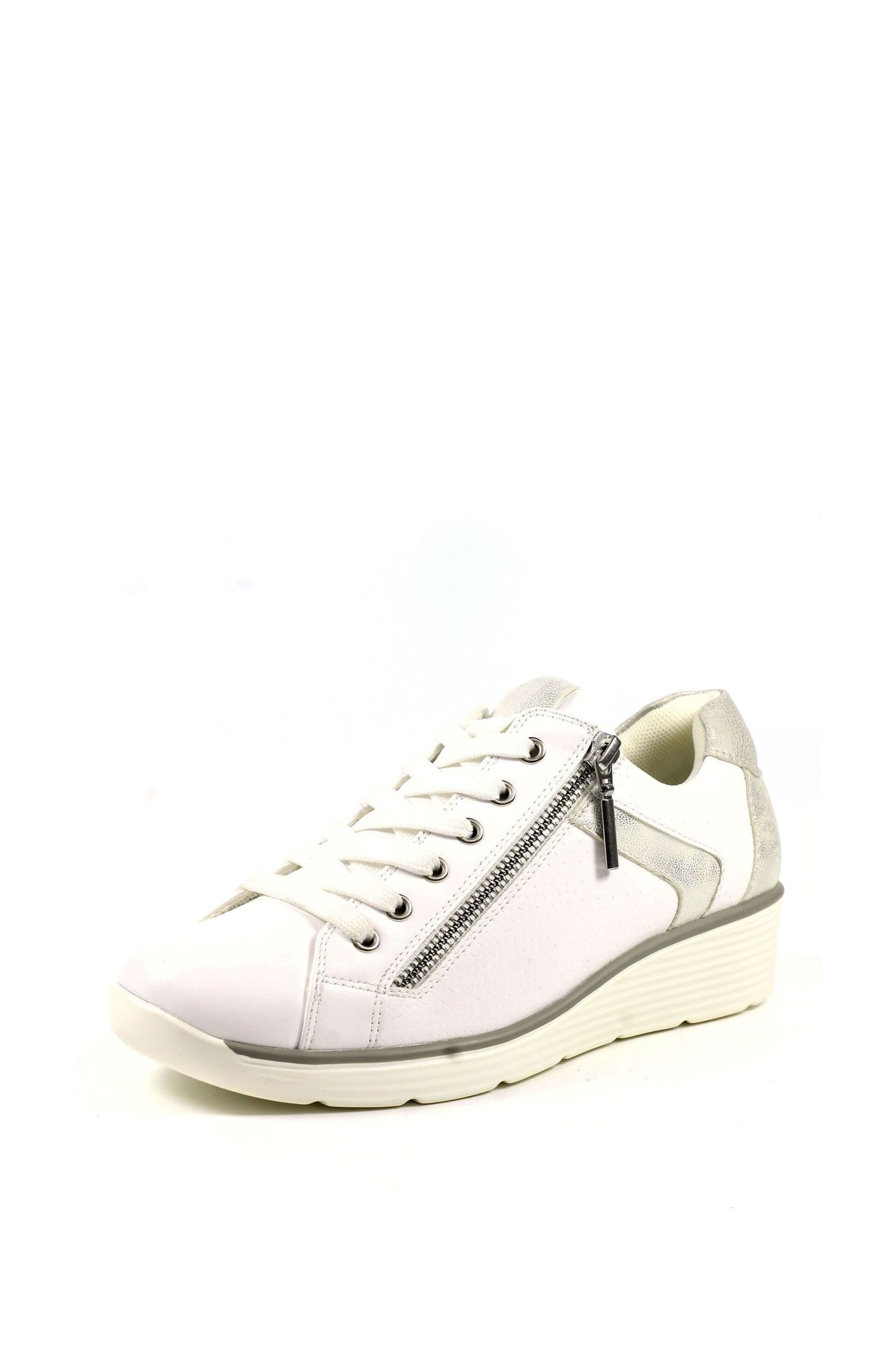 Lunar Lester White Trainers - Image 3 of 7