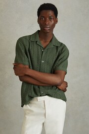 Reiss Olive Green Paradise Cotton Crochet Cuban Collar Shirt - Image 4 of 6