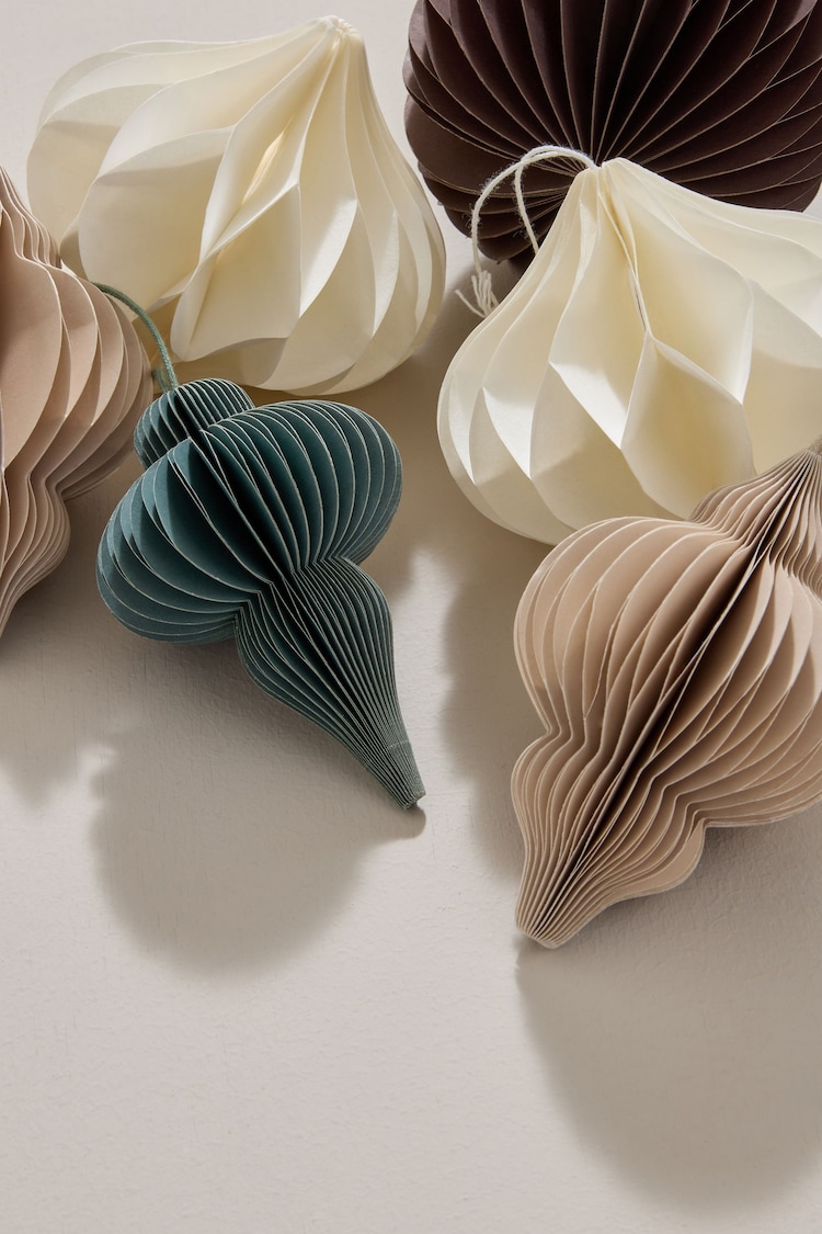 Set of 10 Paper Honeycomb Baubles - Image 2 of 5