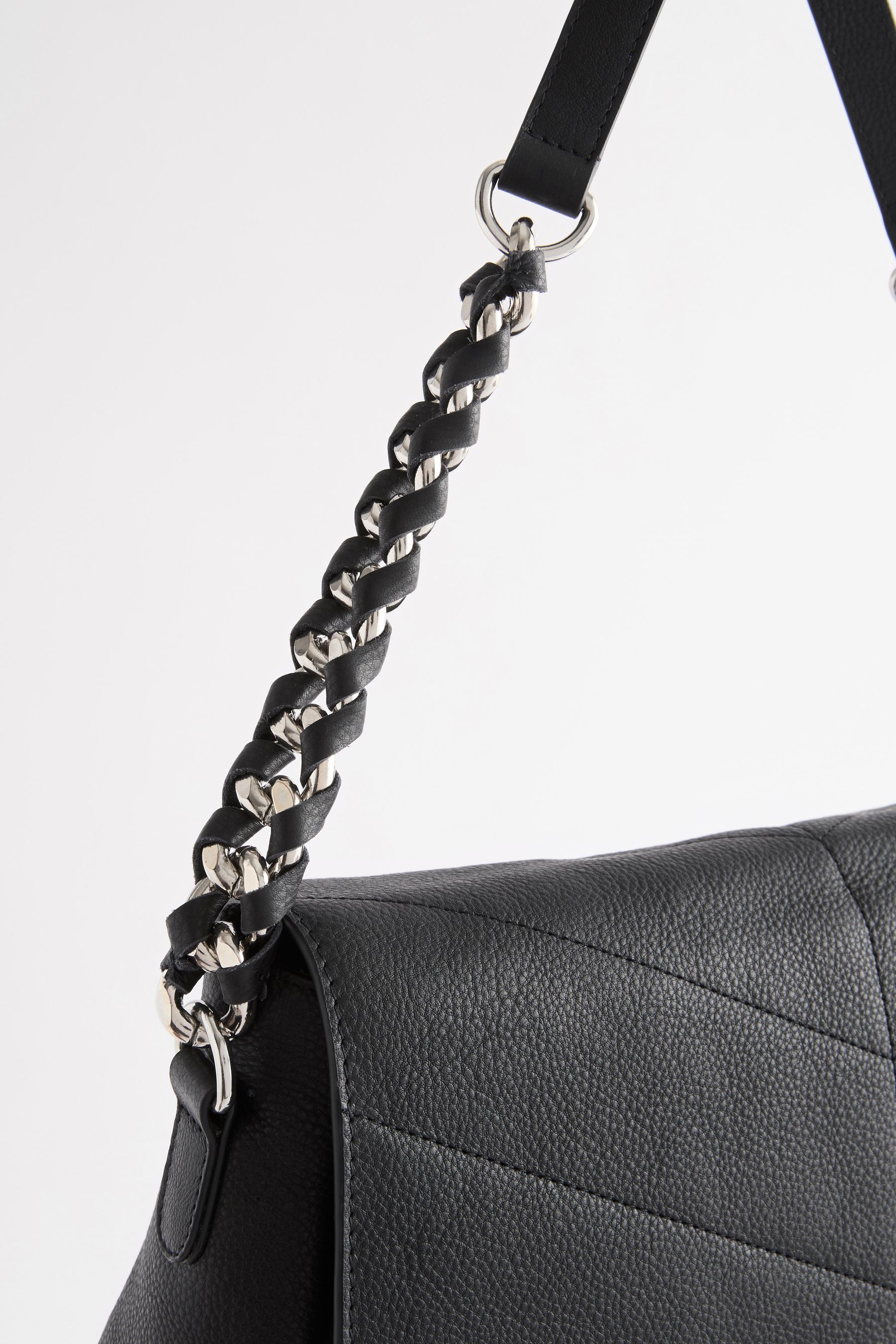 Quilted crossbody bag with chain top
