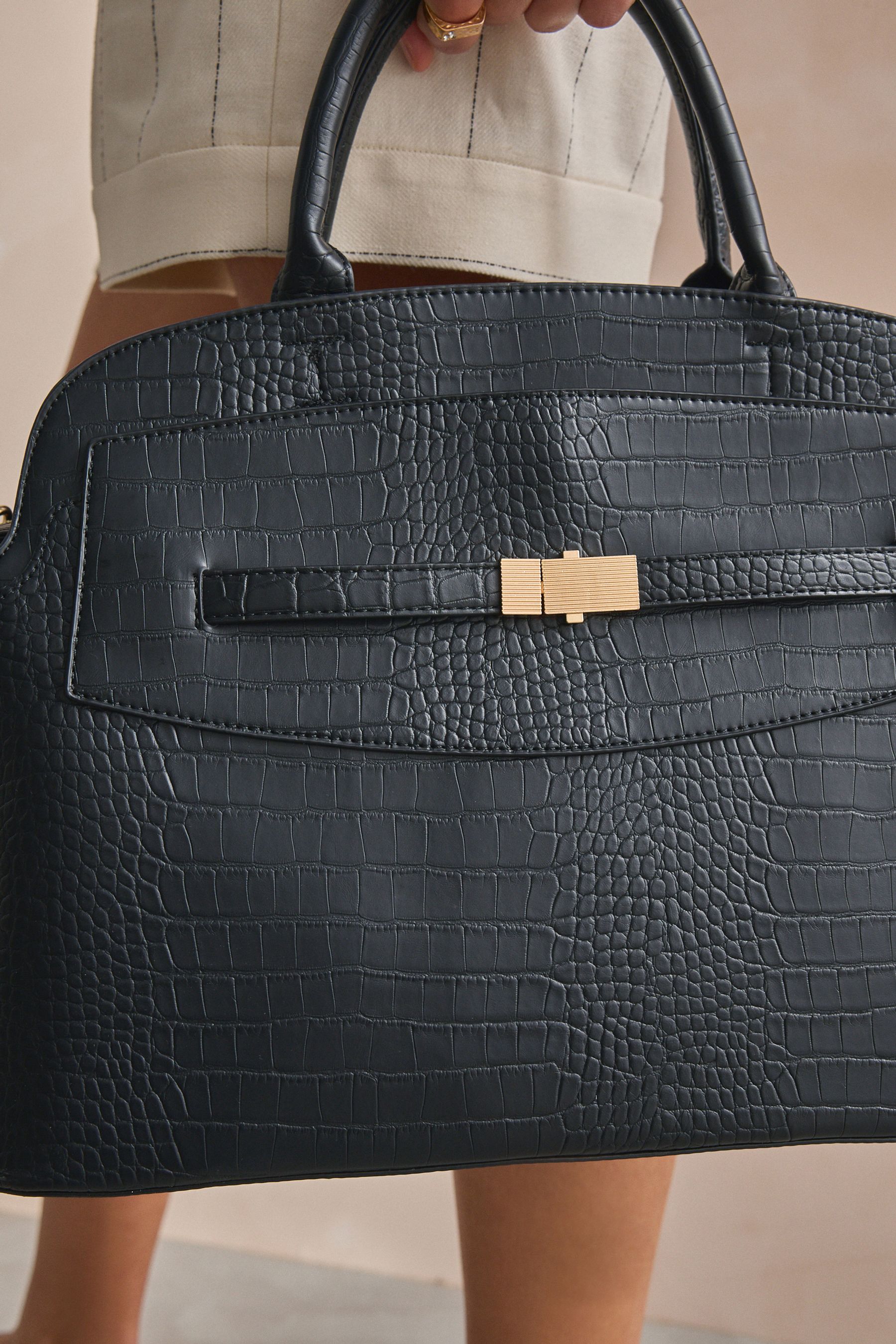 Croc effect tote bag top