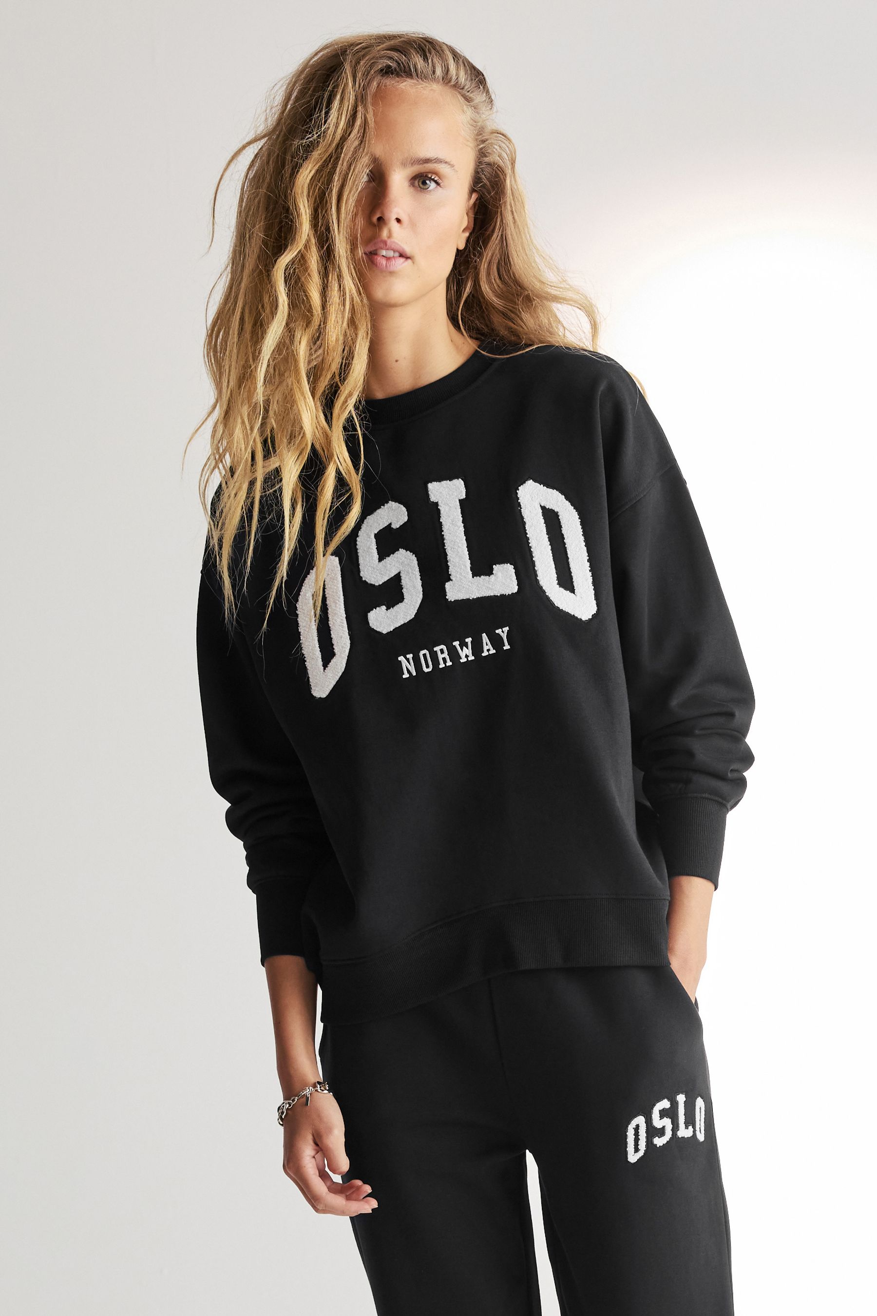 Next black sweatshirt deals