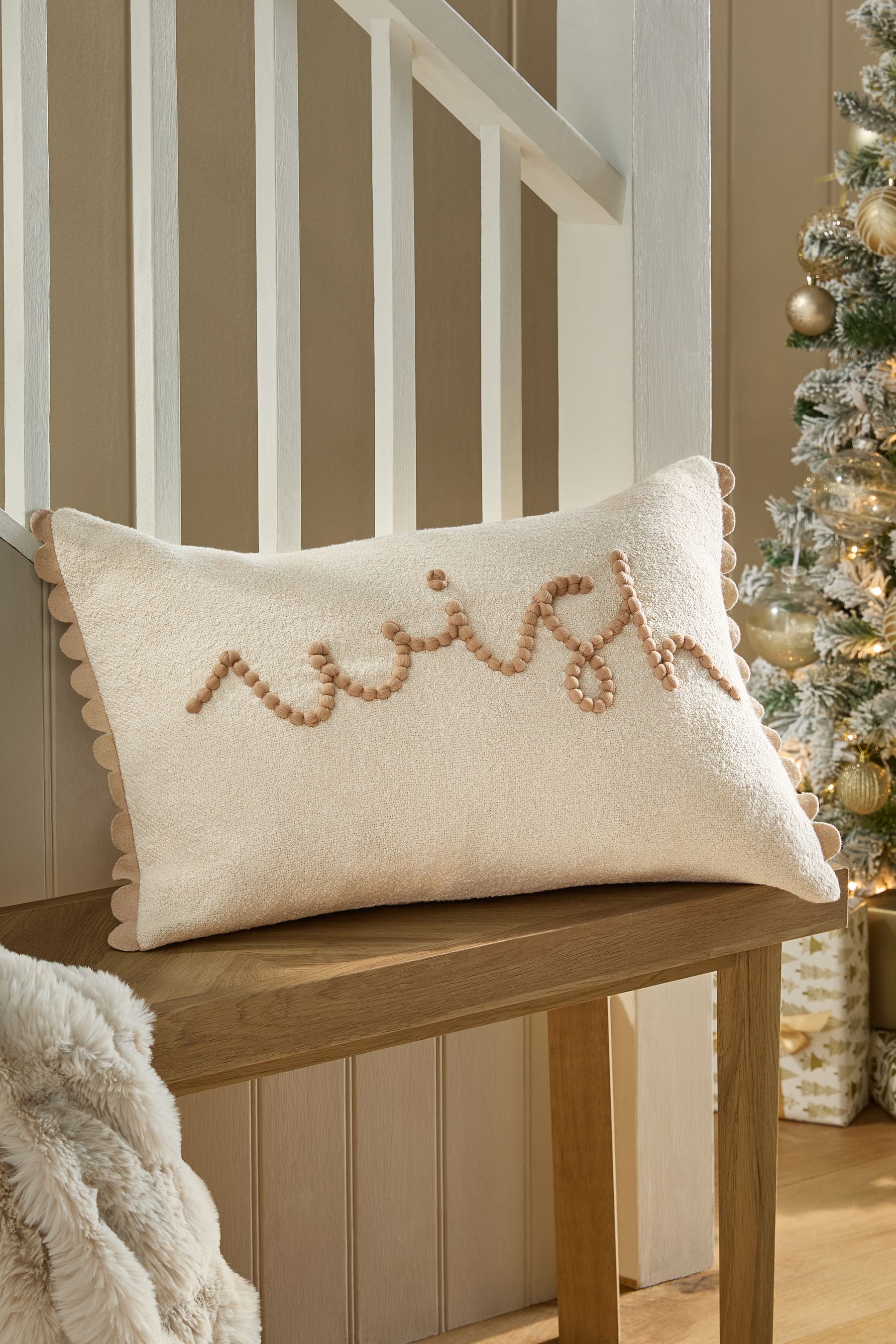 Wish cushions store