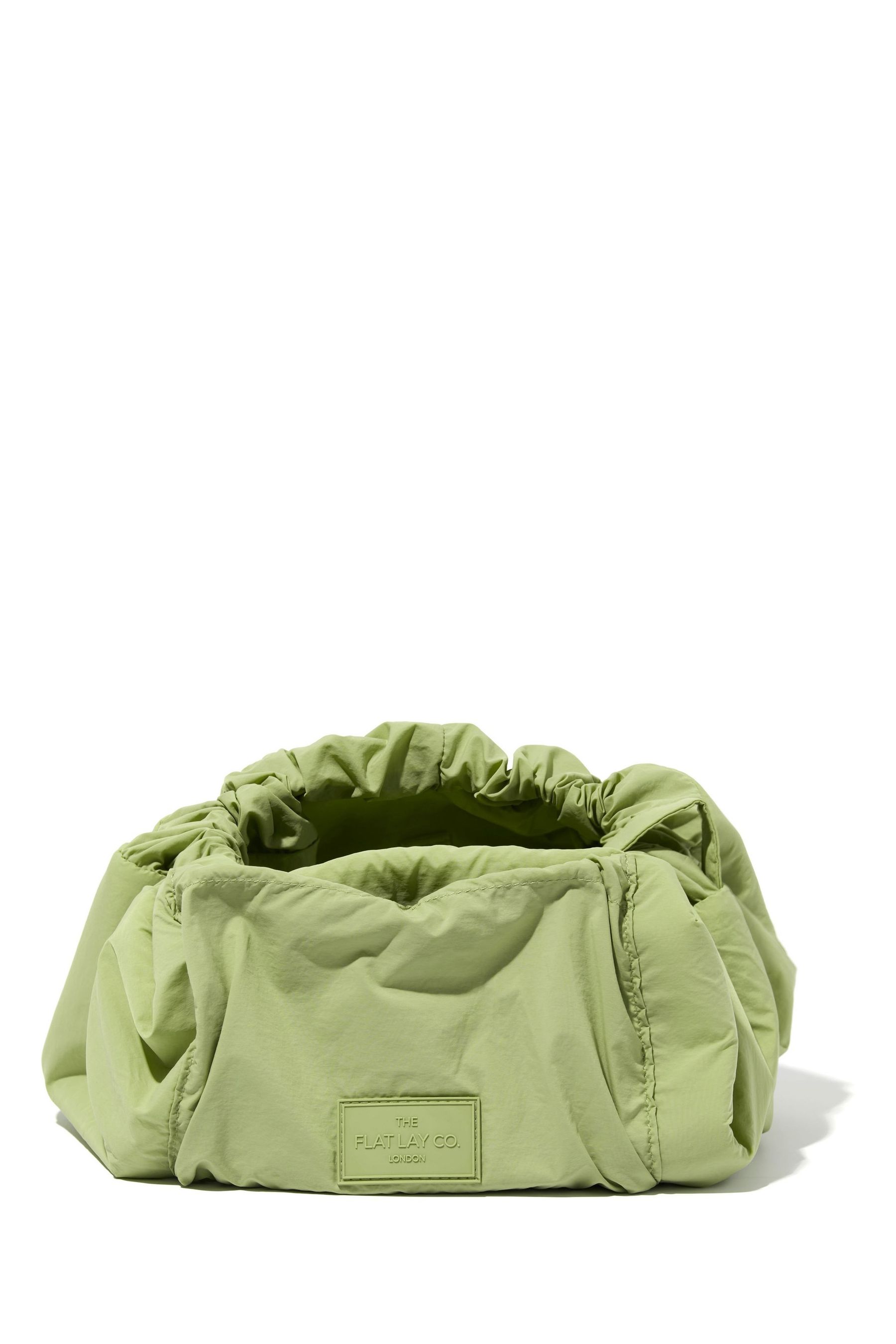 Flat lay makeup bag asos clearance