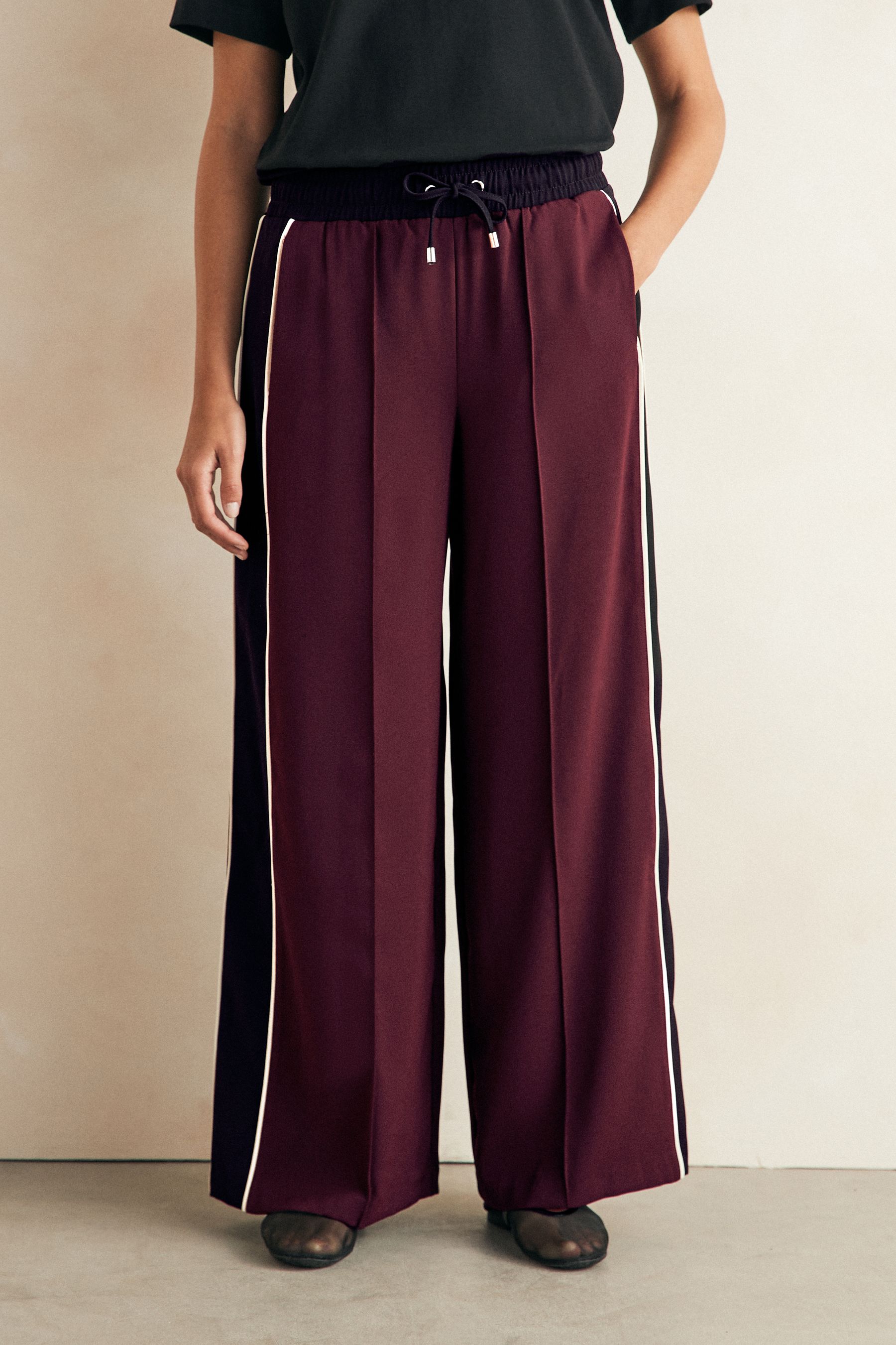 Burgundy striped trousers discount