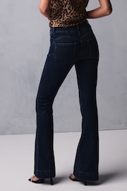 深藍 - Flared Lift Slim And Shape Bootcut Jeans - 圖片 4，共 5