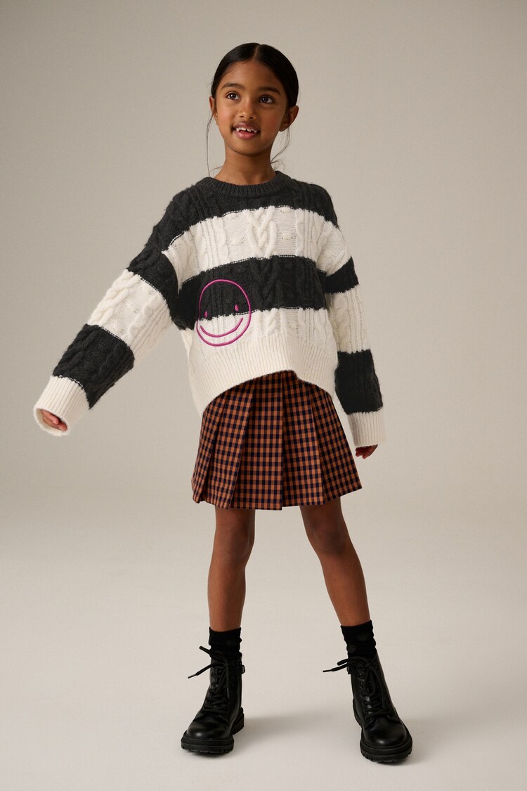 Black/White Cable Boxy Jumper (3-16yrs) - Image 2 of 4